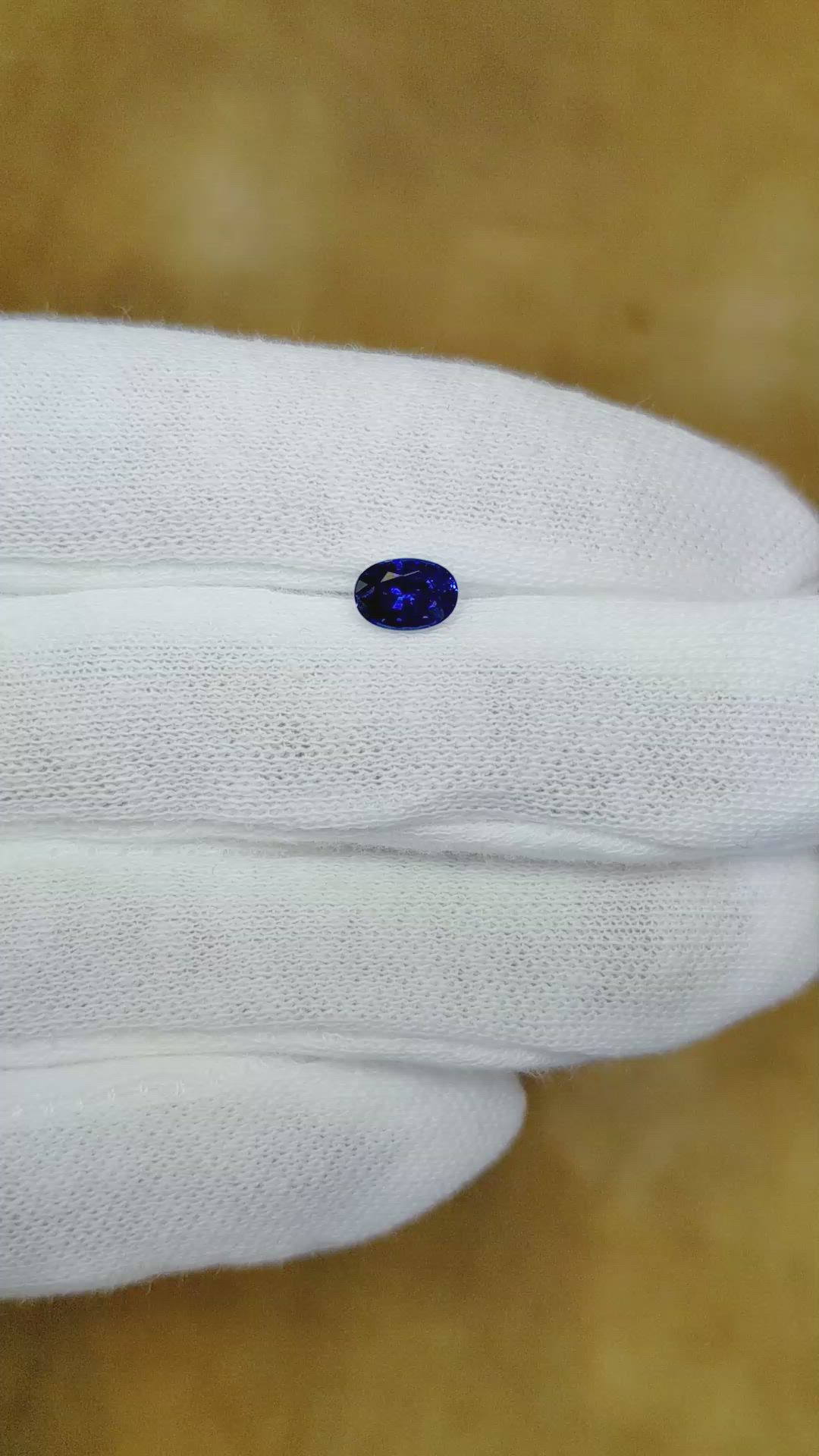 0.88 Ct. Blue Sapphire from Ceylon (Sri Lanka) Size Video