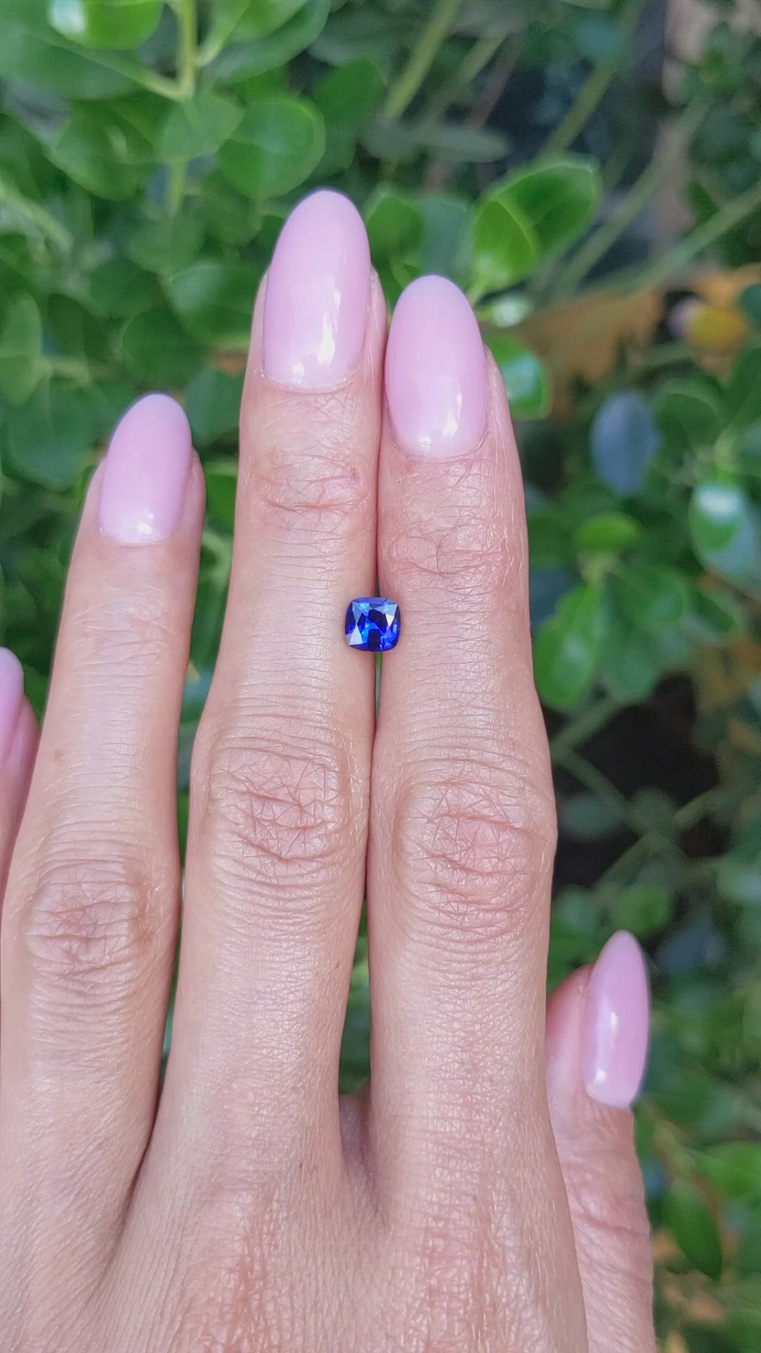 0.76 Ct. Blue Sapphire from Ceylon (Sri Lanka) Size Video