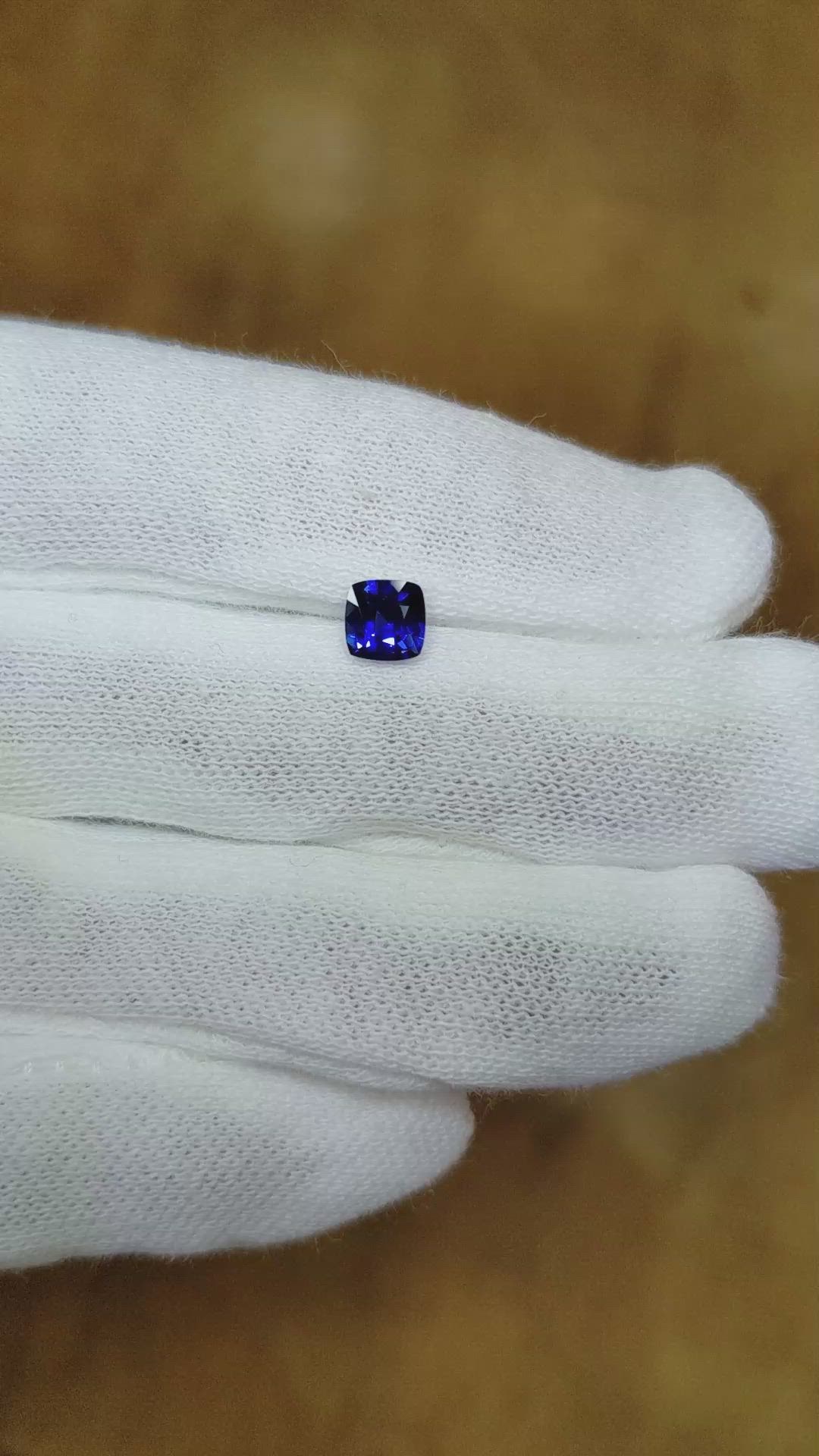 0.65 Ct. Blue Sapphire from Ceylon (Sri Lanka) Size Video