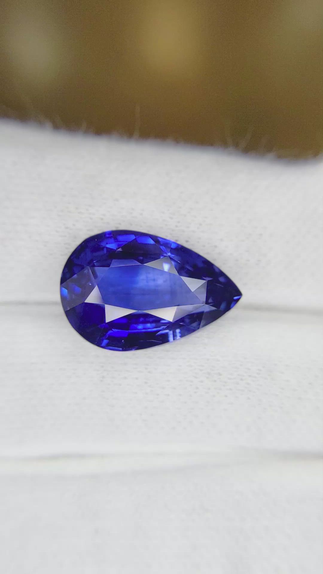 12.07 Ct. Blue Sapphire from Ceylon (Sri Lanka) Size Video
