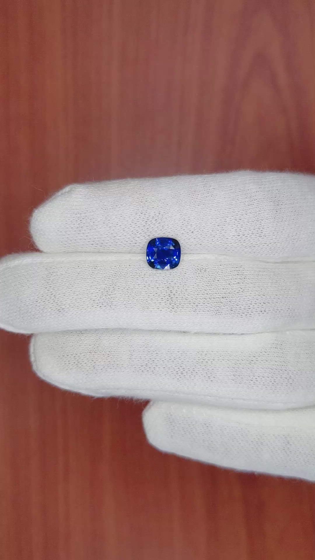 1.69 Ct. Blue Sapphire from Ceylon (Sri Lanka) Size Video