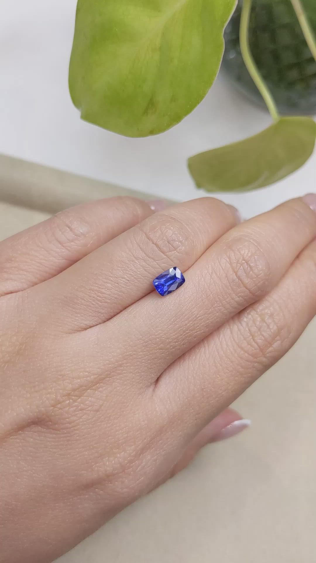 1.09 Ct. Blue Sapphire from Ceylon (Sri Lanka) Size Video