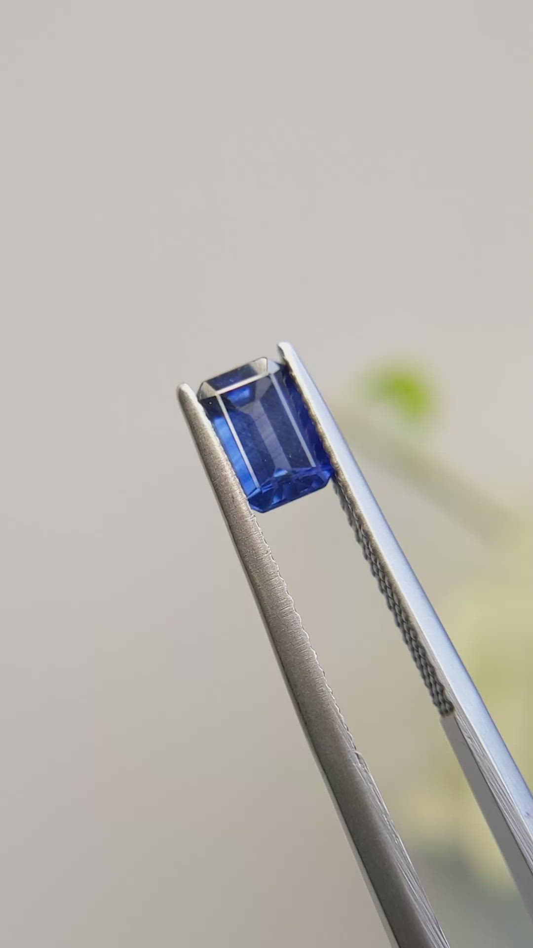 1.06 Ct. Blue Sapphire from Ceylon (Sri Lanka) Size Video