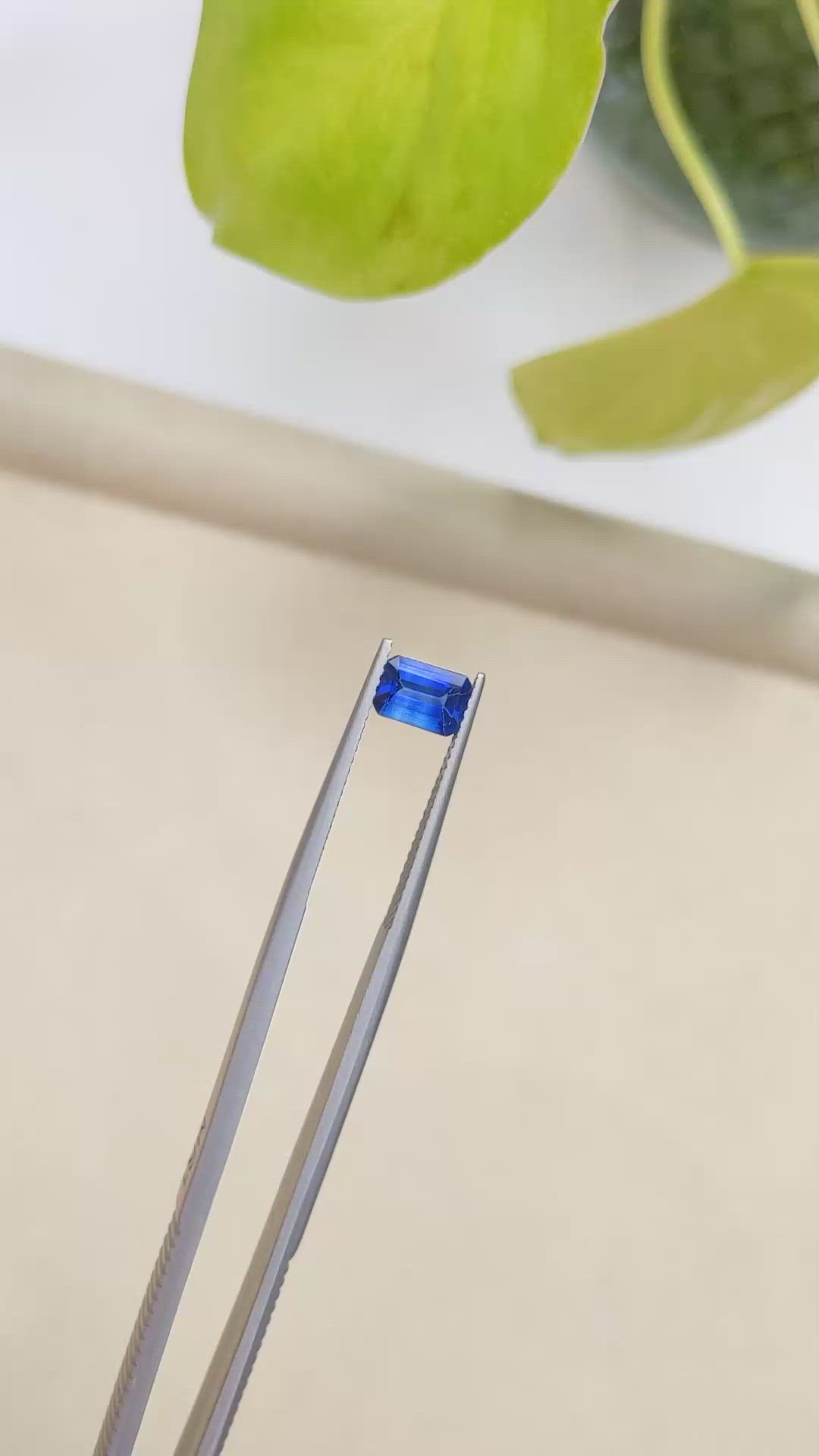 1.06 Ct. Blue Sapphire from Ceylon (Sri Lanka) Size Video
