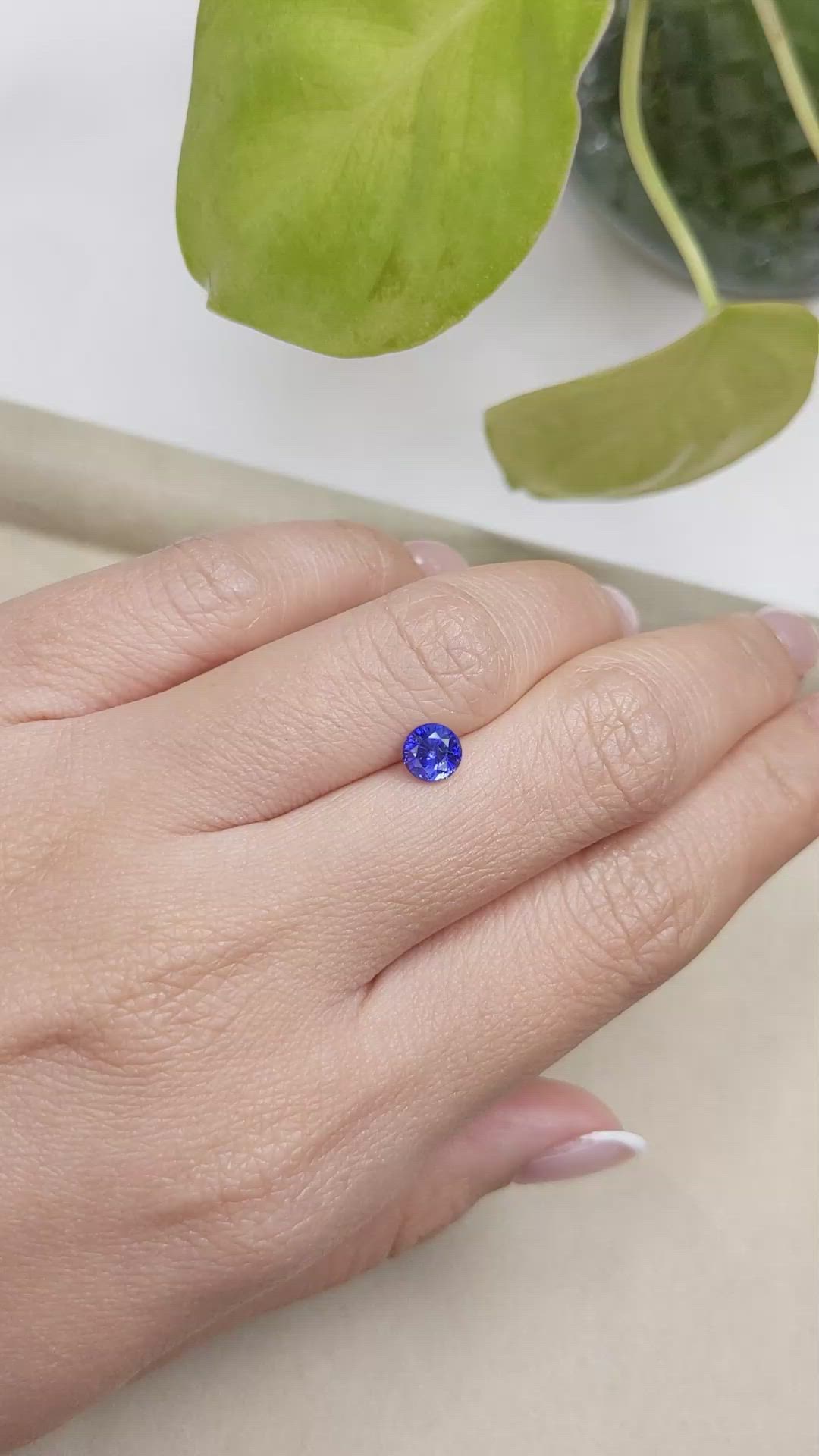 0.86 Ct. Blue Sapphire from Ceylon (Sri Lanka) Size Video