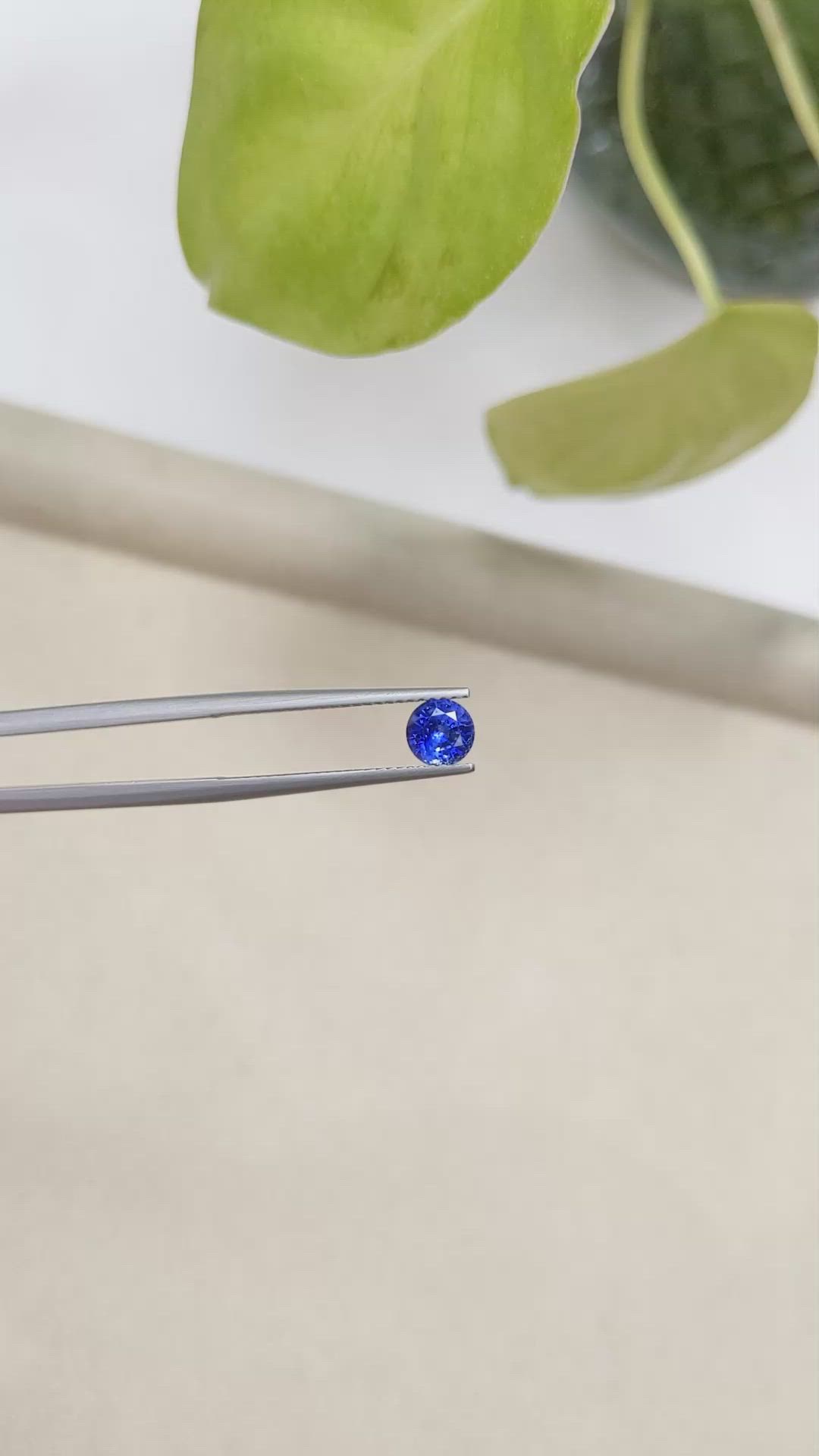 0.86 Ct. Blue Sapphire from Ceylon (Sri Lanka) Size Video