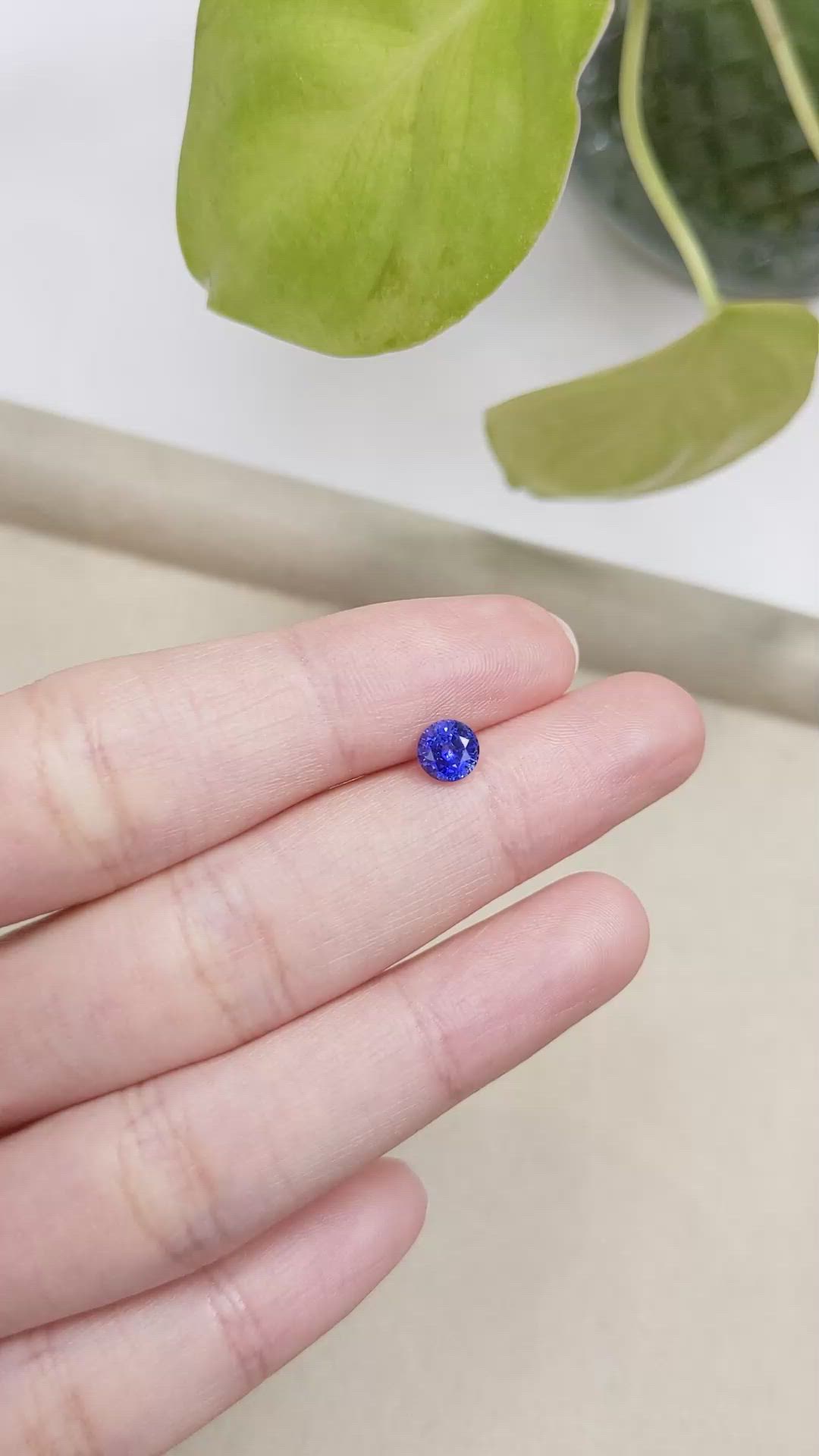 0.86 Ct. Blue Sapphire from Ceylon (Sri Lanka) Size Video