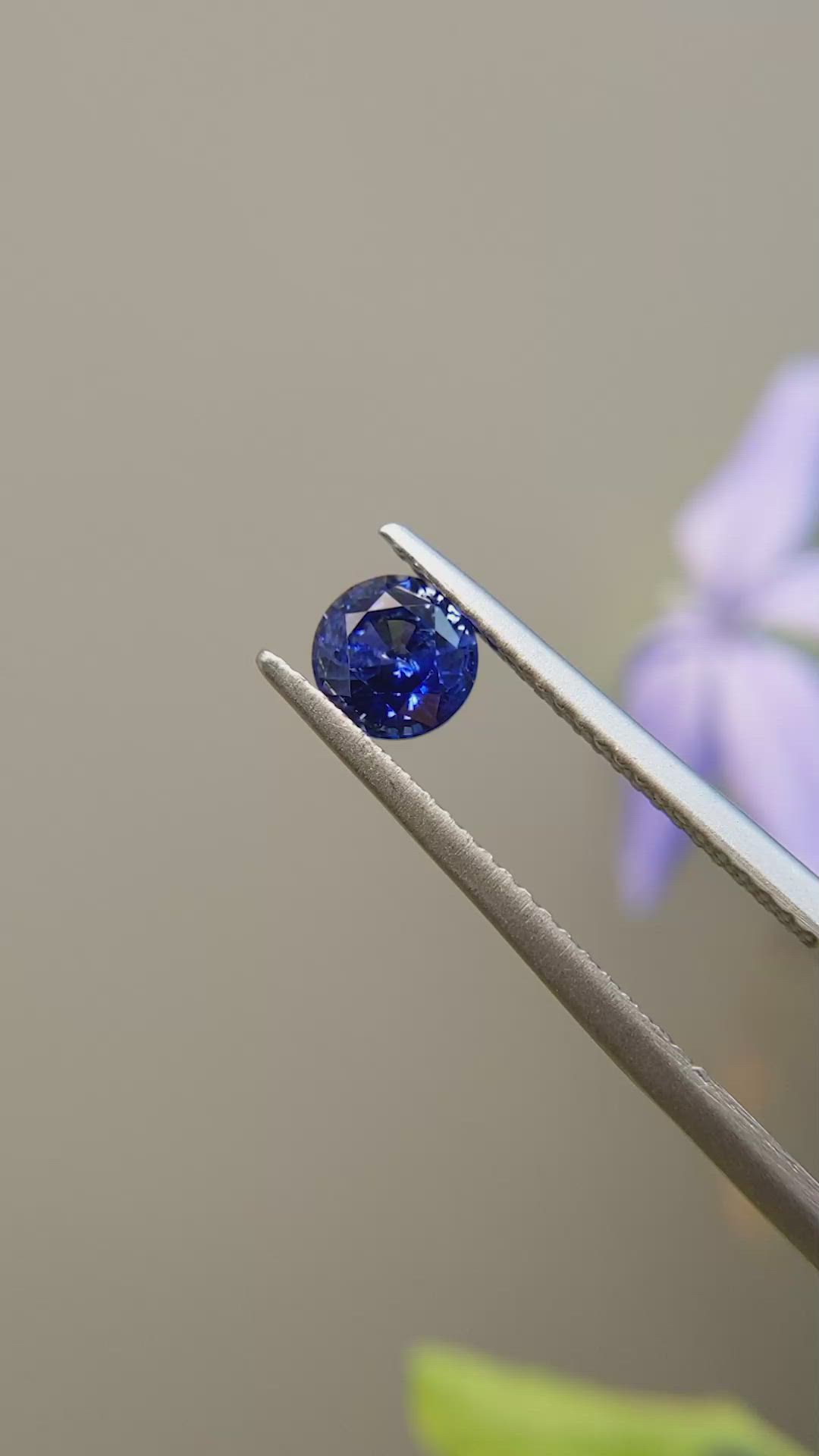 0.86 Ct. Blue Sapphire from Ceylon (Sri Lanka) Size Video