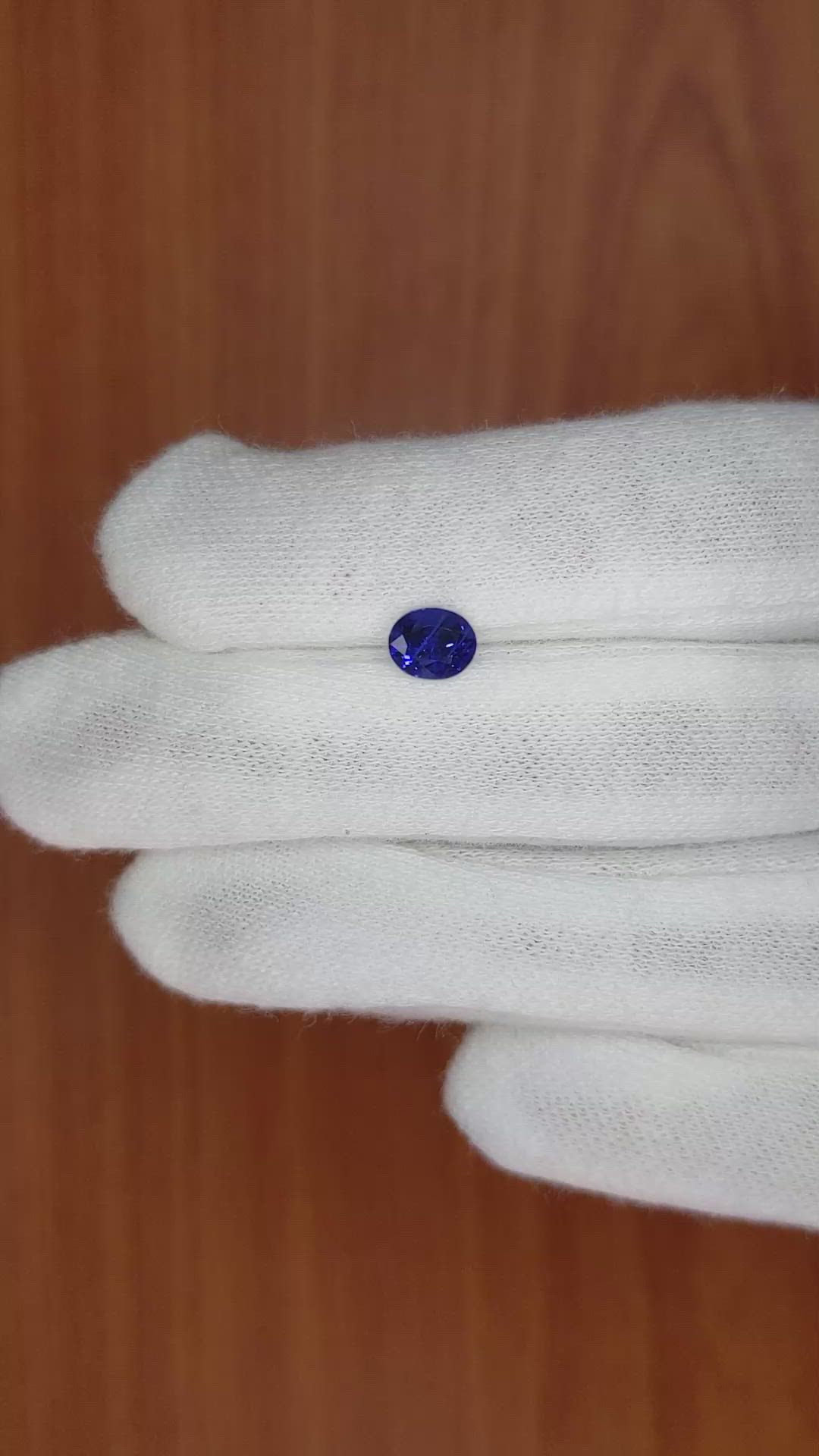 1.14 Ct. Blue Sapphire from Ceylon (Sri Lanka) Size Video
