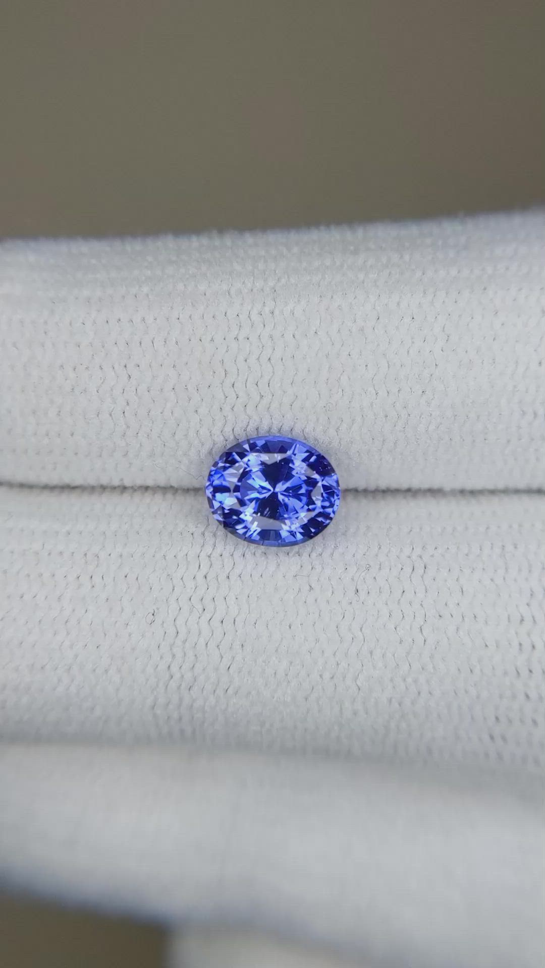 1.32 Ct. Blue Sapphire from Ceylon (Sri Lanka) Size Video