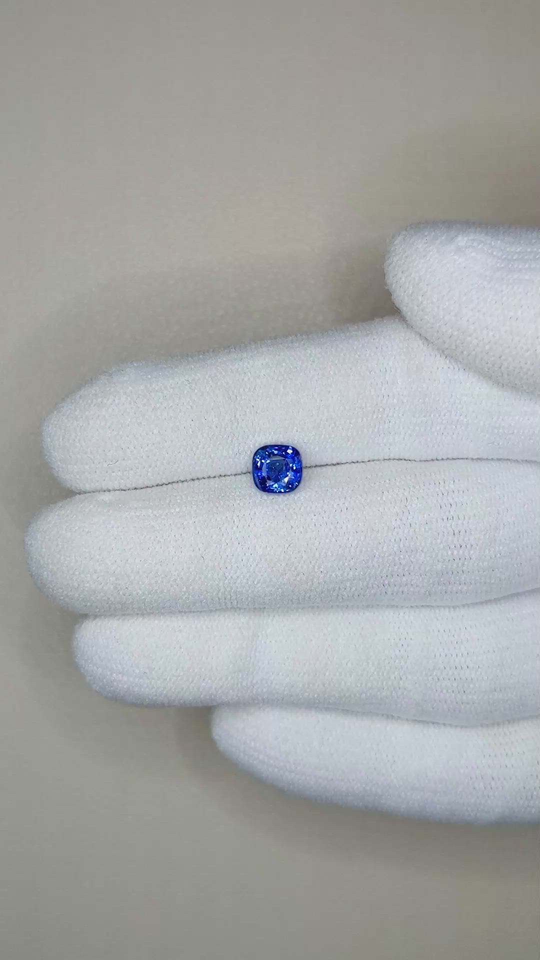 0.98 Ct. Blue Sapphire from Ceylon (Sri Lanka) Size Video