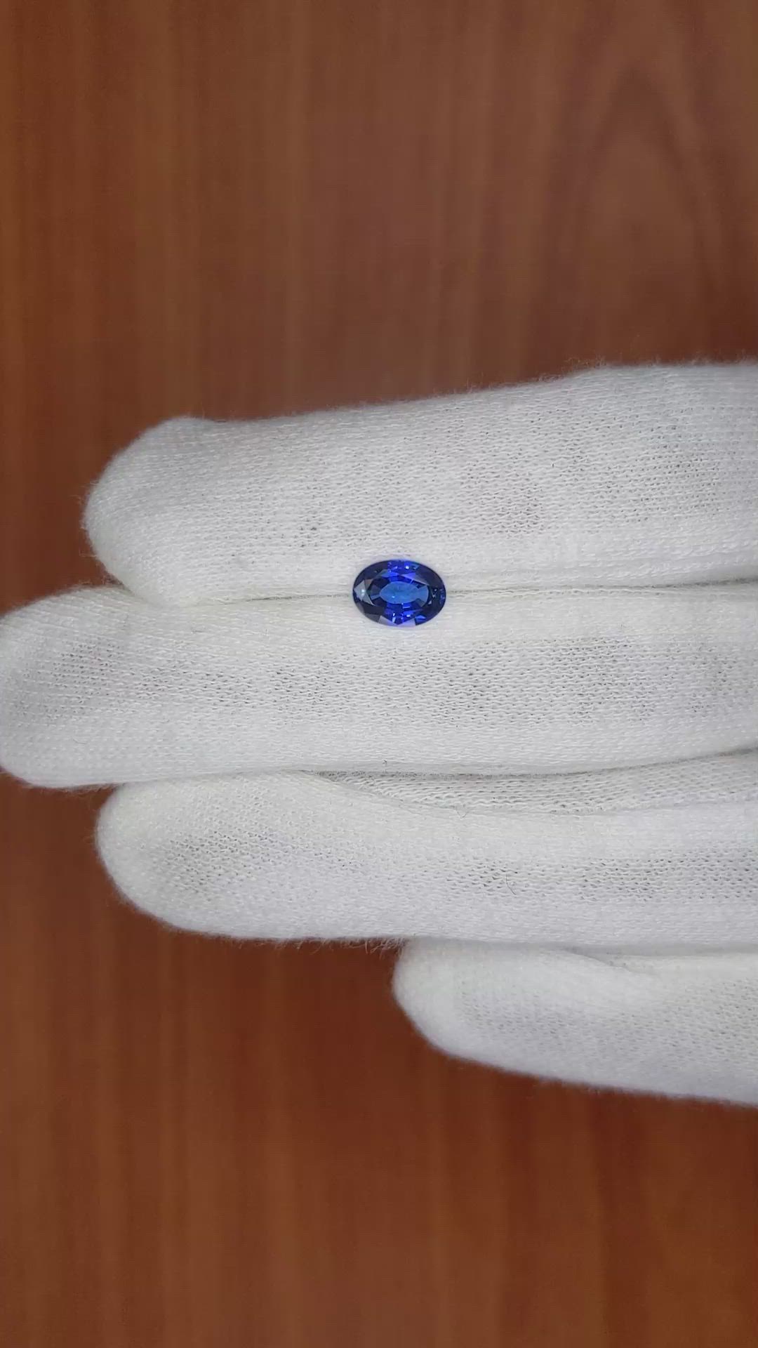 1.19 Ct. Blue Sapphire from Ceylon (Sri Lanka) Size Video