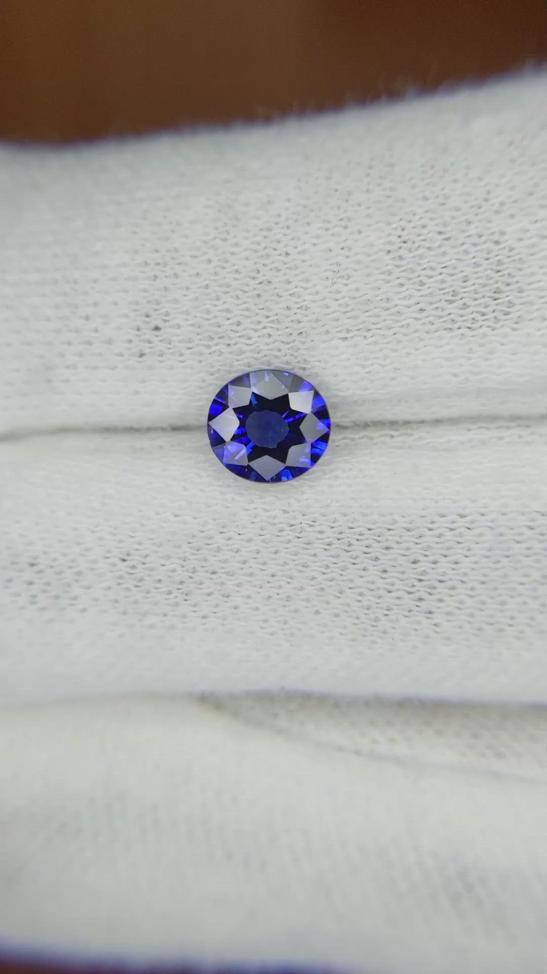 0.93 Ct. Blue Sapphire from Ceylon (Sri Lanka) Size Video