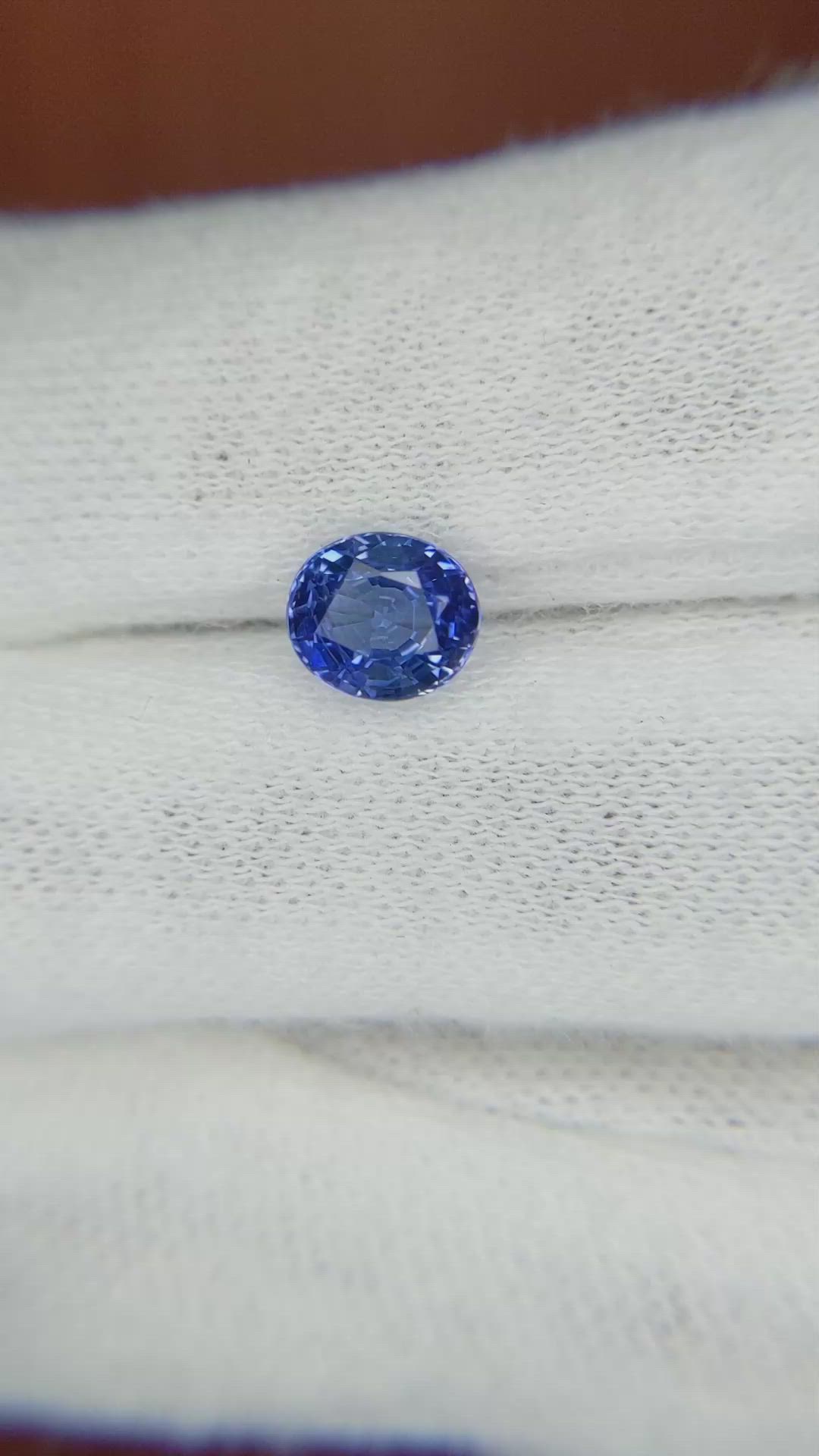 1.33 Ct. Blue Sapphire from Ceylon (Sri Lanka) Size Video