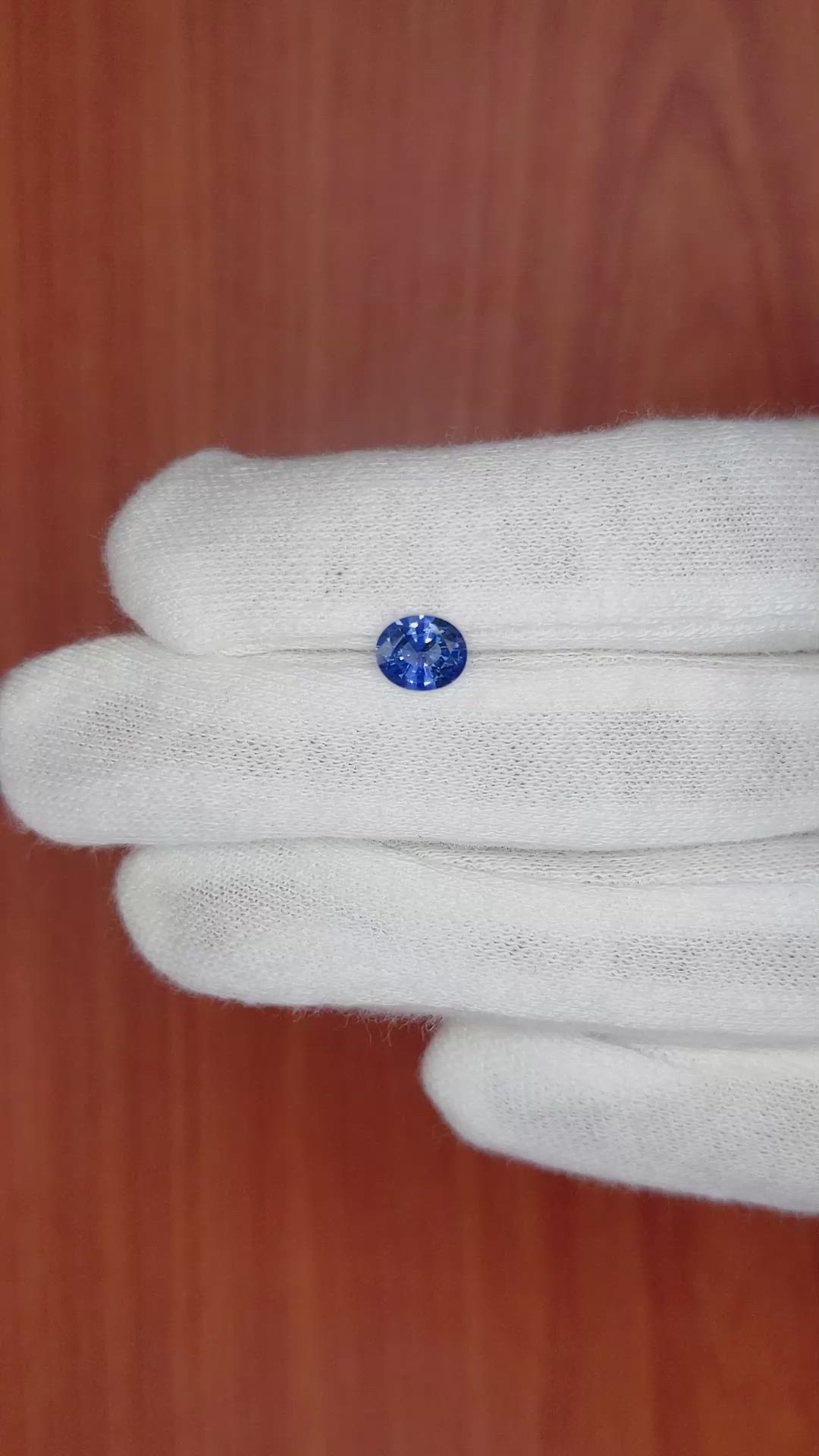 0.92 Ct. Blue Sapphire from Ceylon (Sri Lanka) Size Video