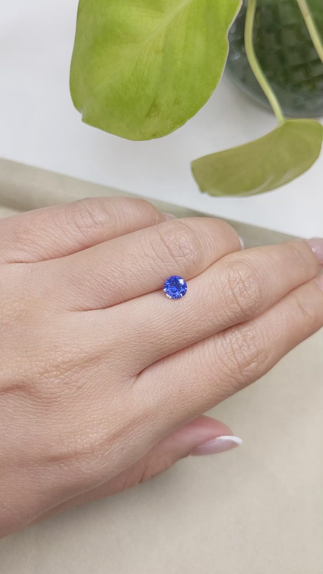 0.82 Ct. Blue Sapphire from Ceylon (Sri Lanka) Size Video