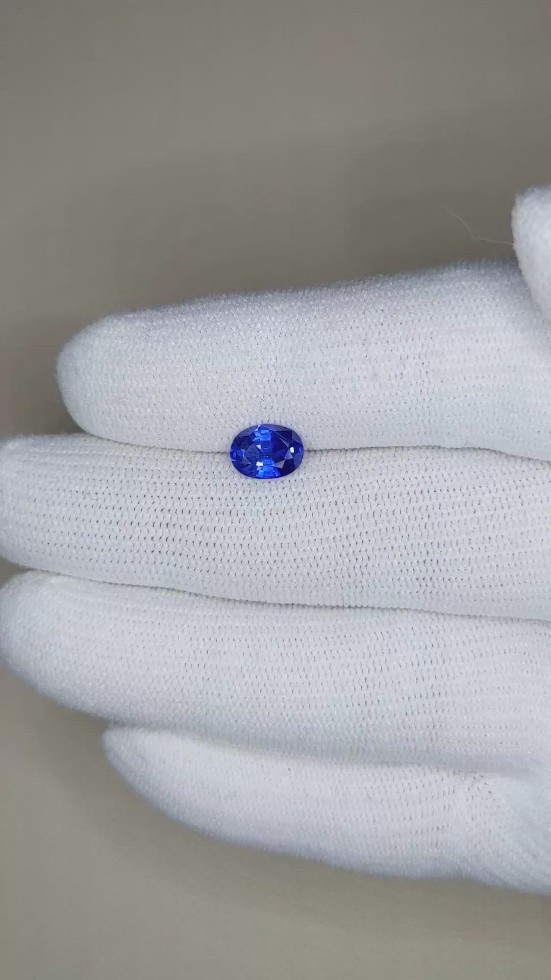 1.21 Ct. Blue Sapphire from Ceylon (Sri Lanka) Size Video