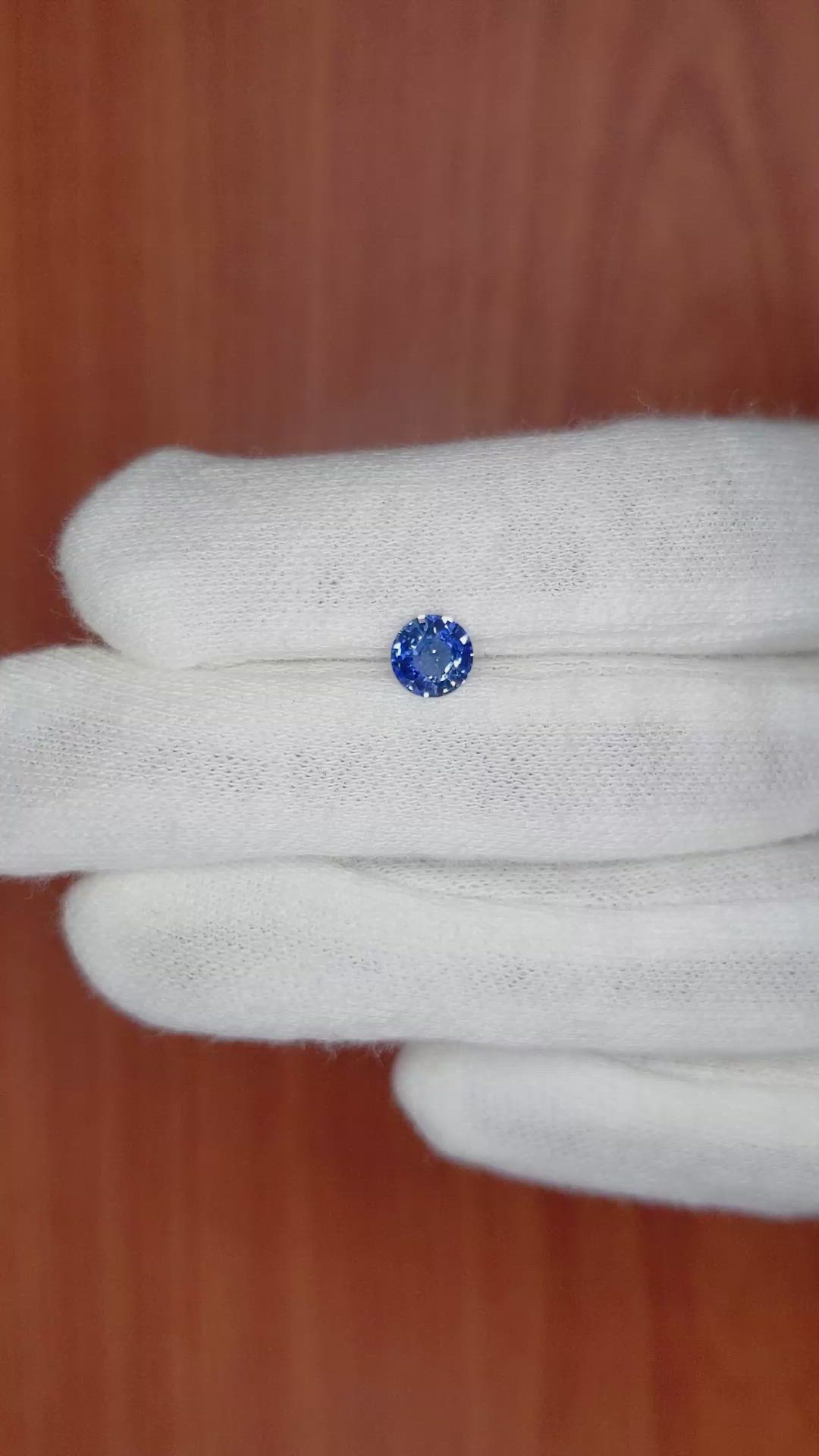0.86 Ct. Blue Sapphire from Ceylon (Sri Lanka) Size Video