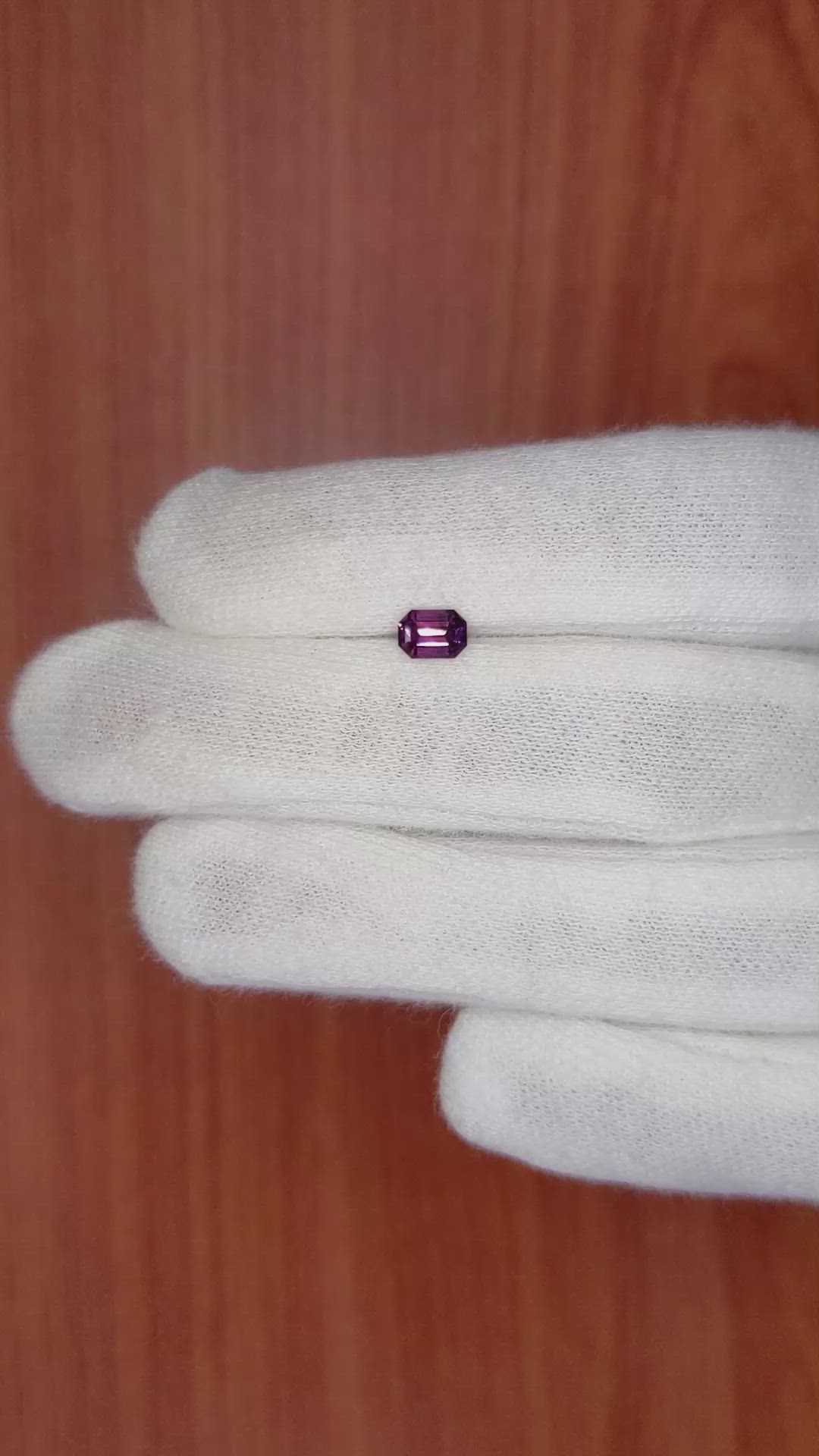 0.64 Ct. Pinkish Purple Sapphire from Ceylon (Sri Lanka) Size Video