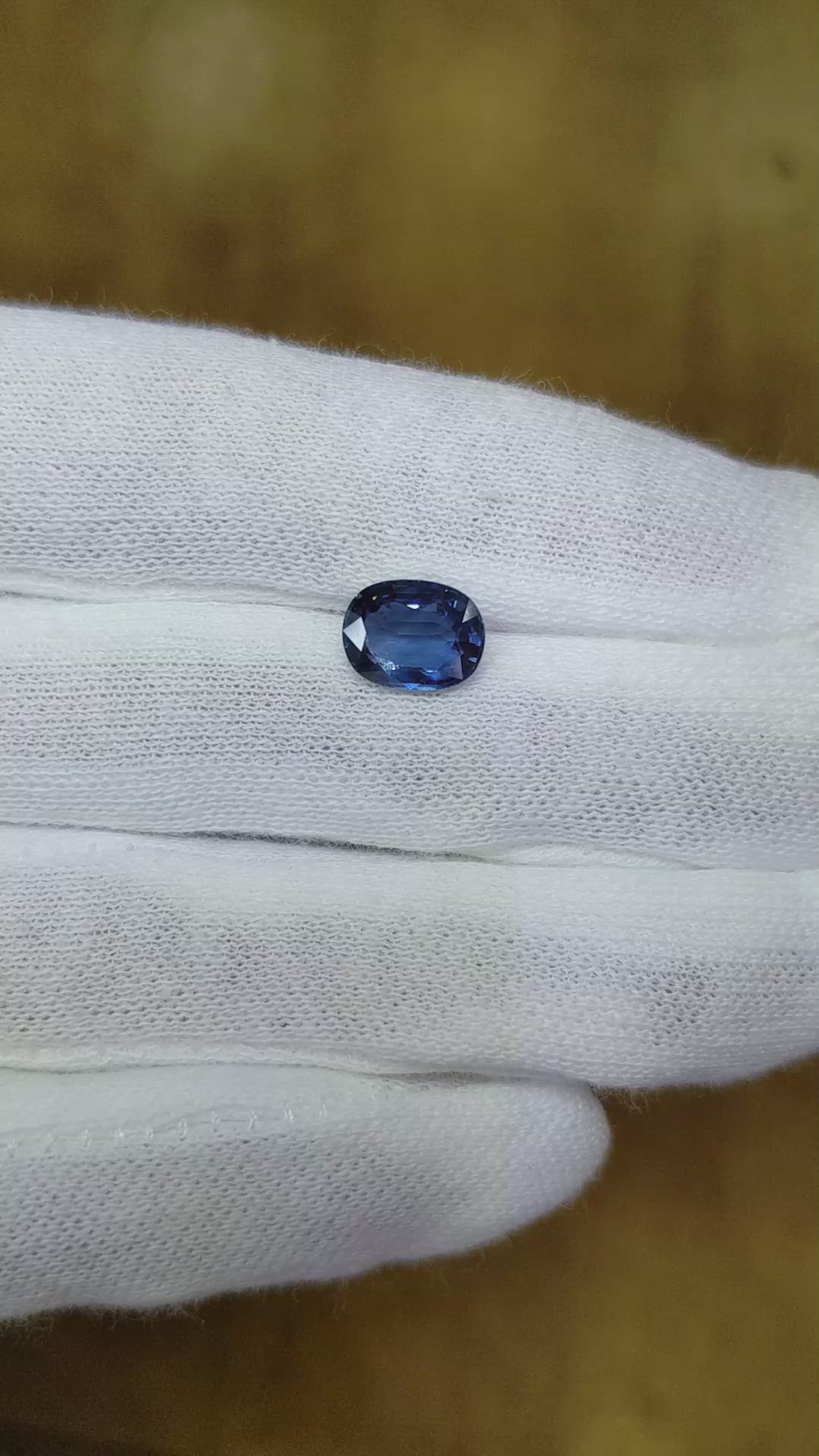 2.16 Ct. Blue Sapphire from Ceylon (Sri Lanka) Size Video