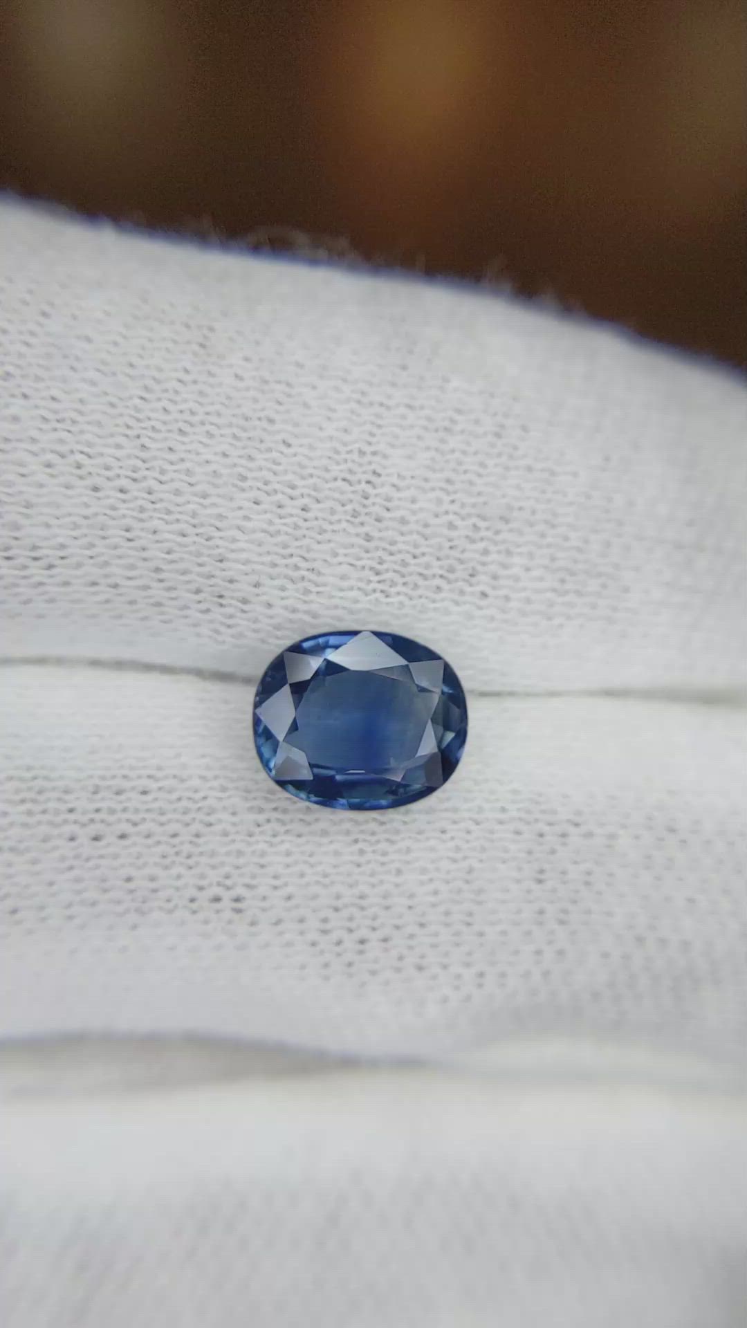 2.14 Ct. Blue Sapphire from Ceylon (Sri Lanka) Size Video
