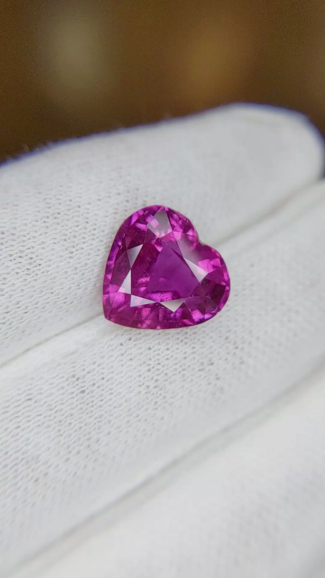 6.58 Ct. Pink Sapphire from Madagascar Size Video
