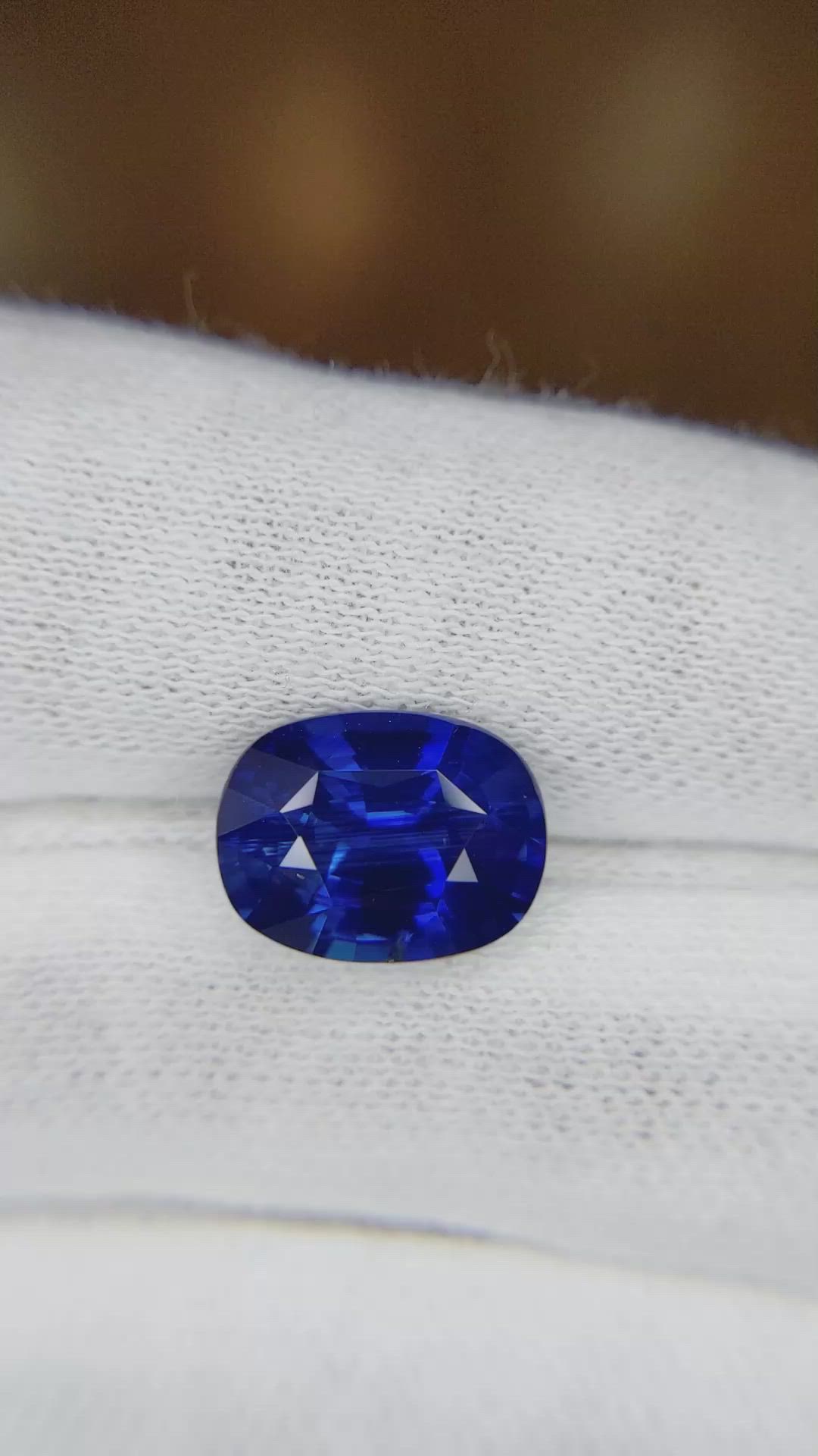 5.50 Ct. Blue Sapphire from Madagascar Size Video