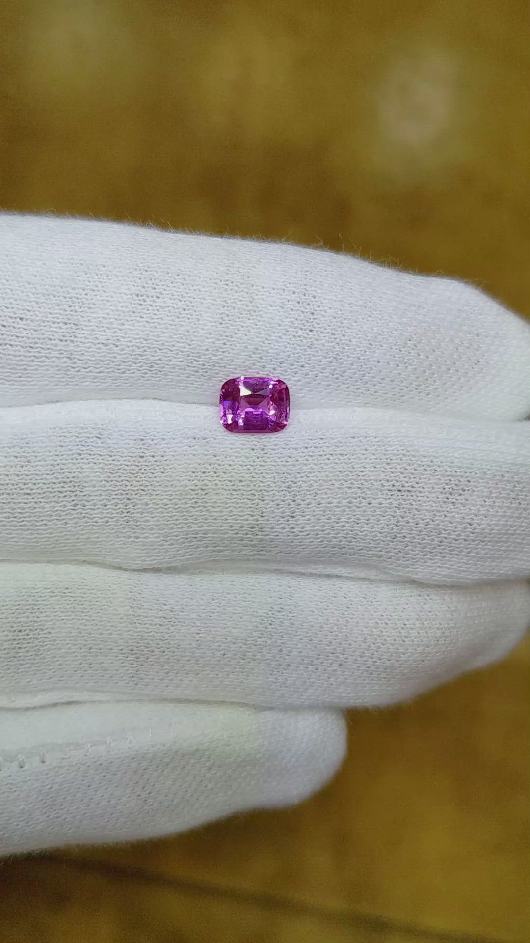 1.07 Ct. Pink Sapphire from Ceylon (Sri Lanka) Size Video
