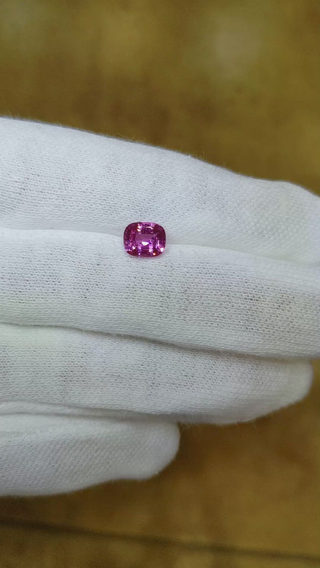 1.23 Ct. Pink Sapphire from Ceylon (Sri Lanka) Size Video