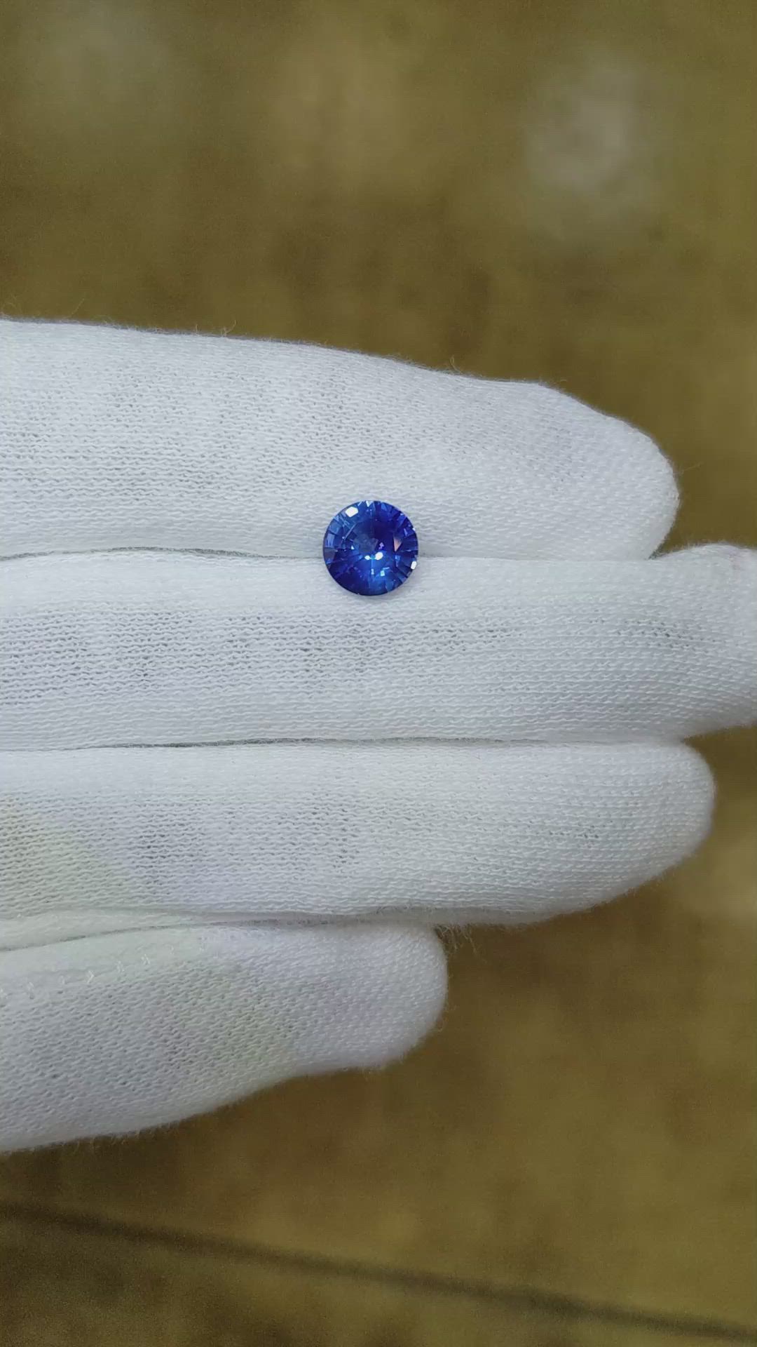 1.41 Ct. Blue Sapphire from Ceylon (Sri Lanka) Size Video