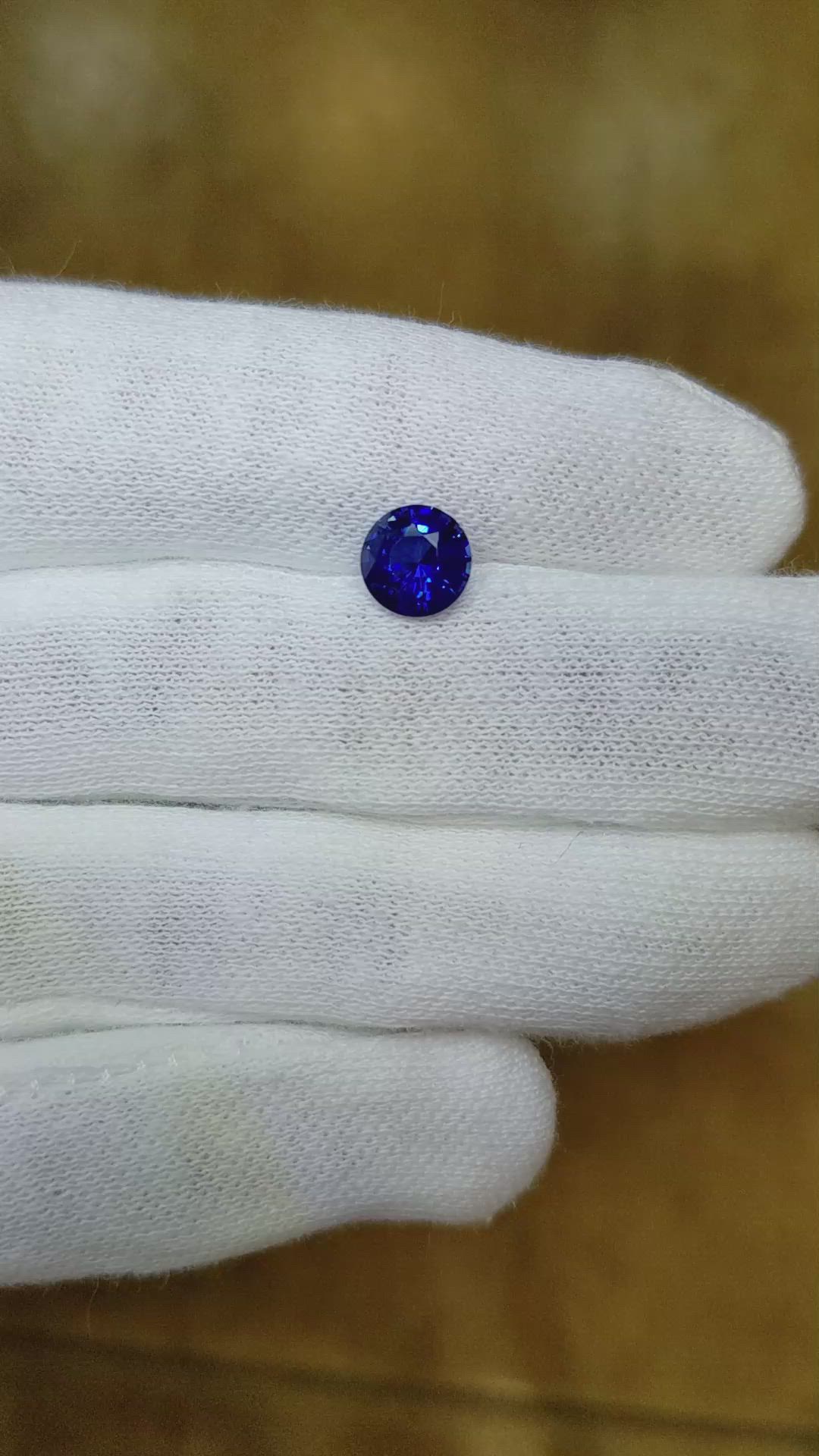 1.39 Ct. Blue Sapphire from Ceylon (Sri Lanka) Size Video