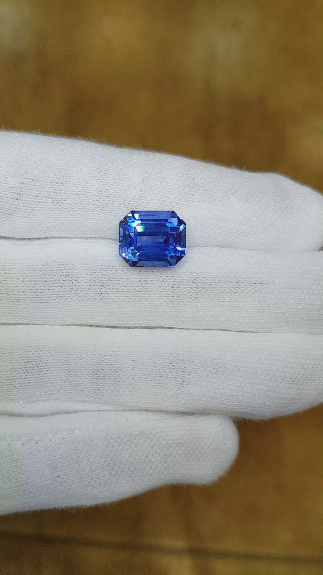6.67 Ct. Blue Sapphire from Ceylon (Sri Lanka) Size Video