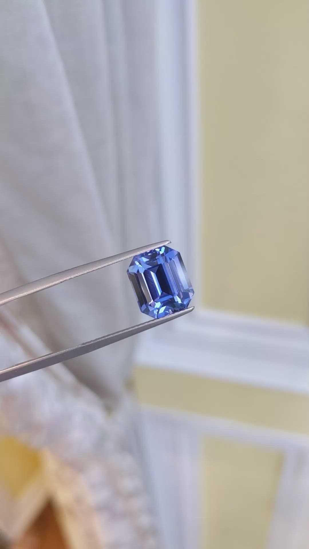 6.67 Ct. Blue Sapphire from Ceylon (Sri Lanka) Size Video