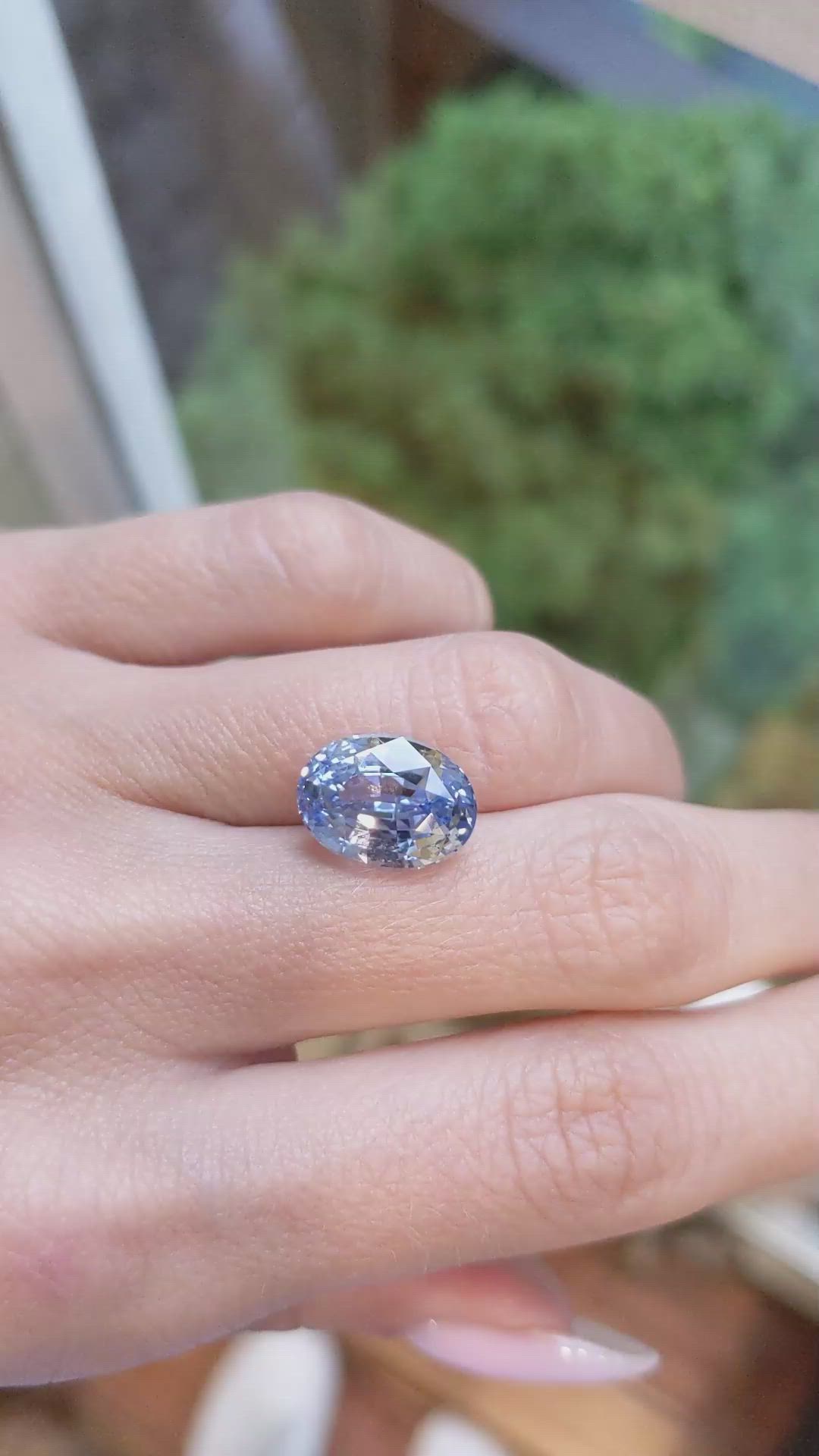 8.07 Ct. Blue Sapphire from Ceylon (Sri Lanka) Size Video
