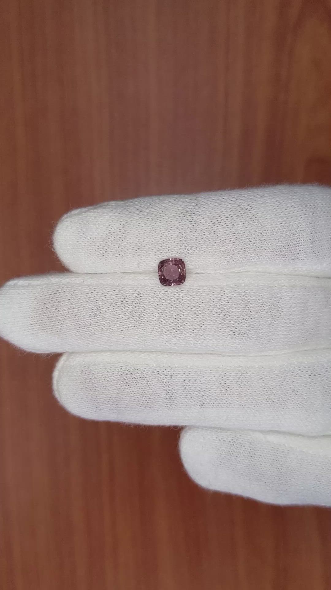 0.76 Ct. Pinkish Purple Sapphire from Madagascar Size Video