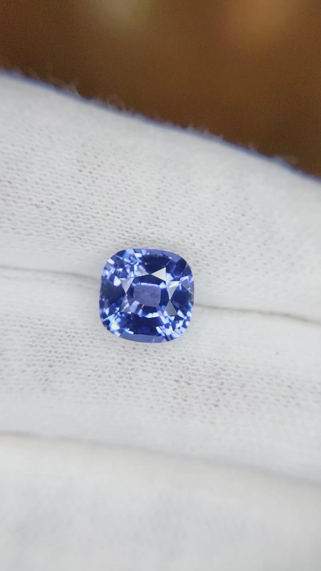 3.86 Ct. Blue Sapphire from Ceylon (Sri Lanka) Size Video