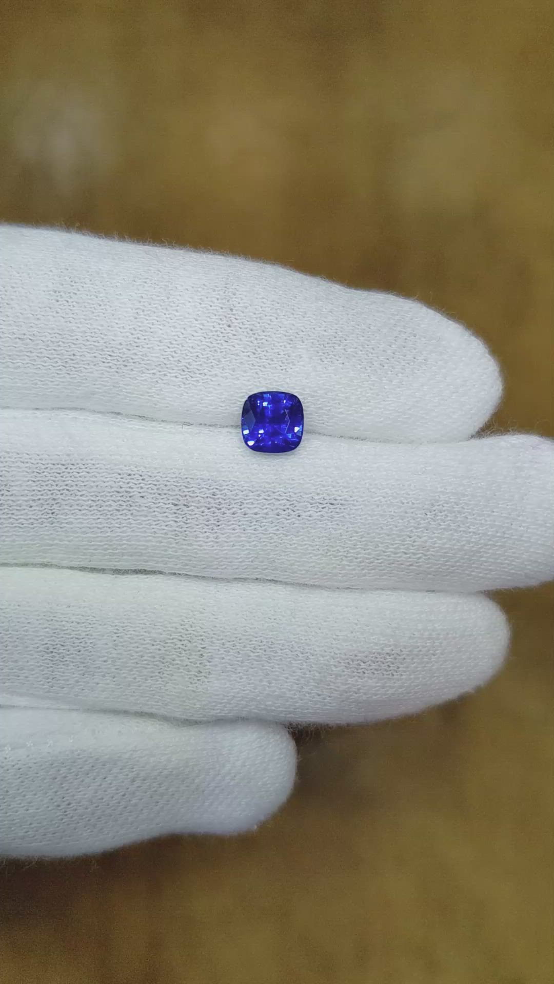 1.32 Ct. Blue Sapphire from Ceylon (Sri Lanka) Size Video