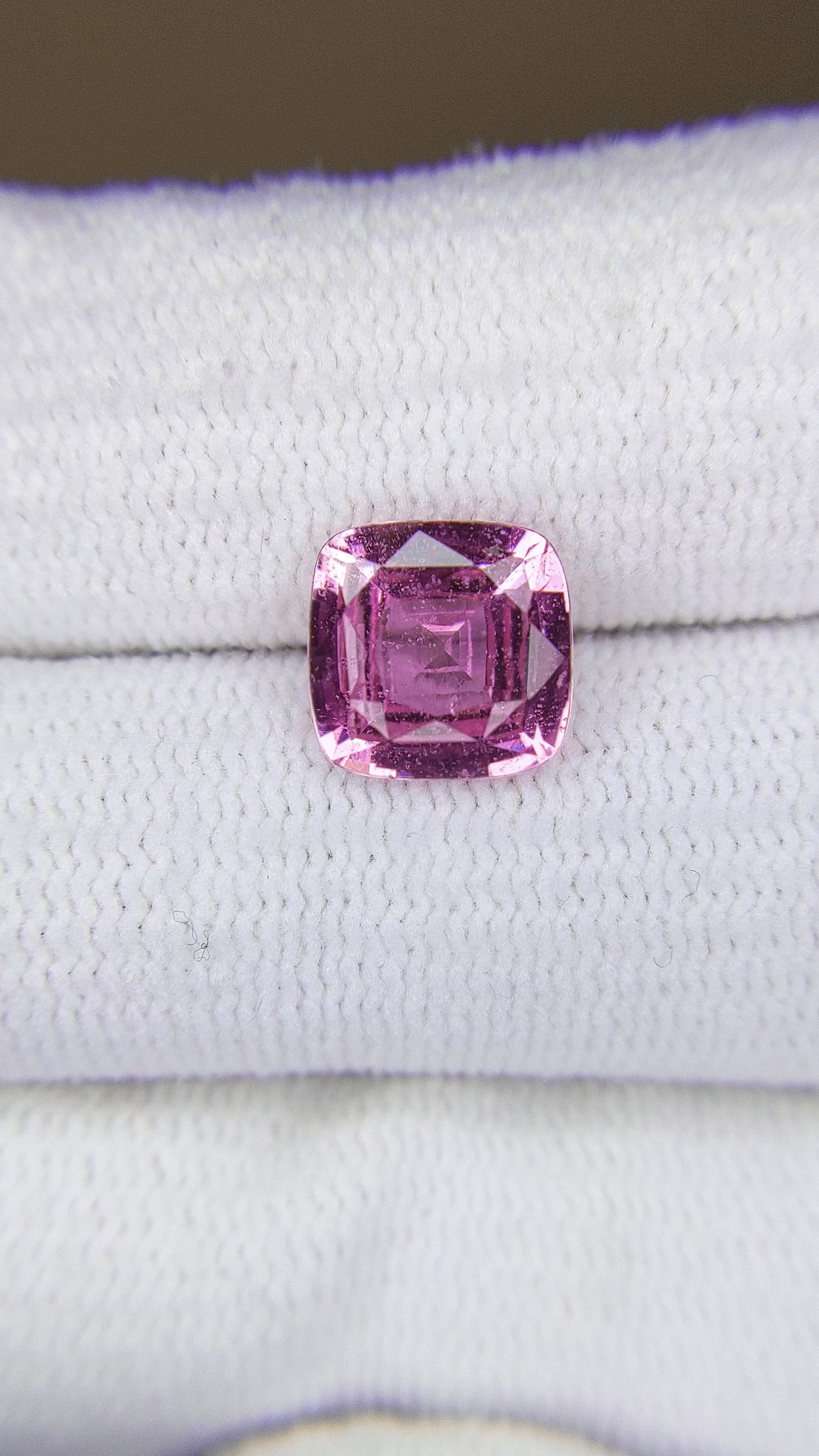 2.30 Ct. Pink Sapphire from Ceylon (Sri Lanka) Size Video