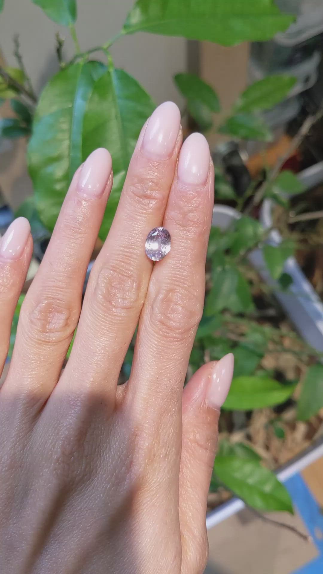 3.05 Ct. Pinkish Purple Sapphire from Ceylon (Sri Lanka) Size Video