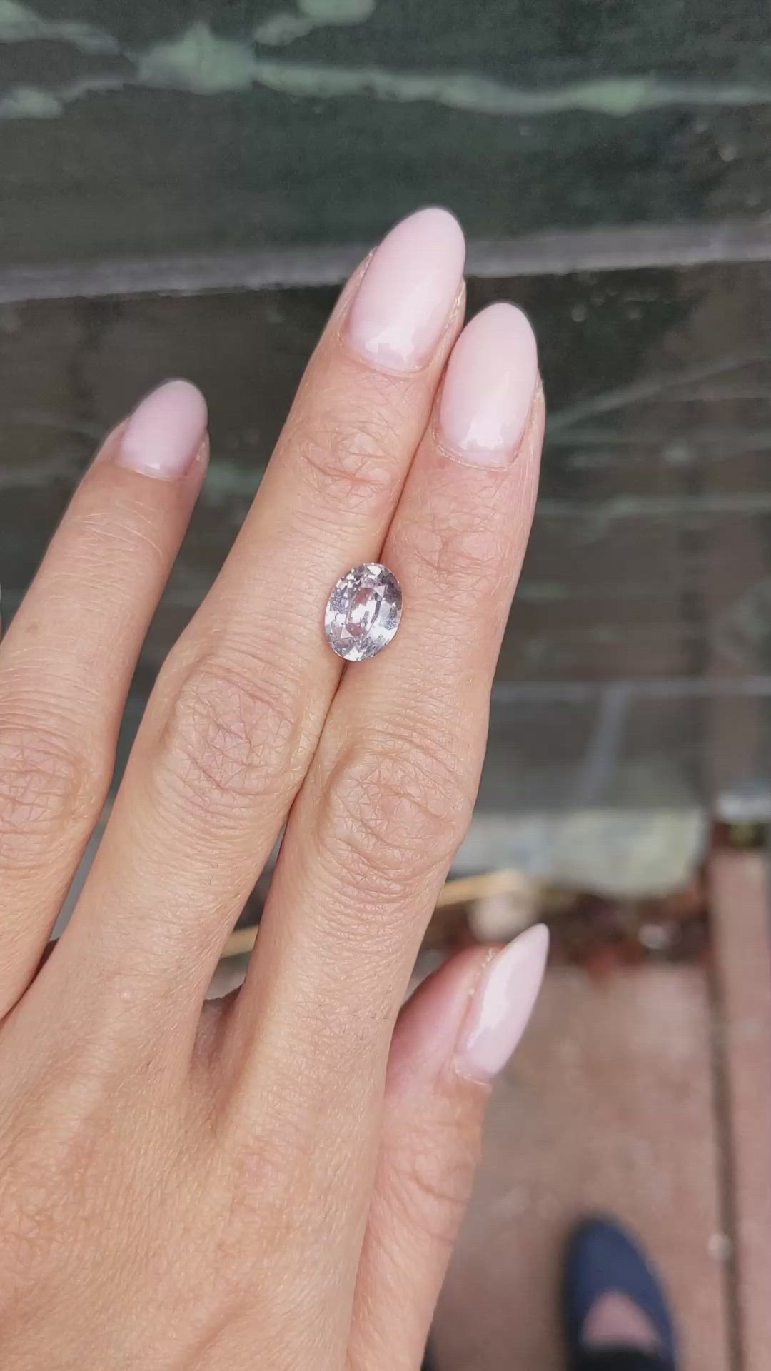 3.05 Ct. Pinkish Purple Sapphire from Ceylon (Sri Lanka) Size Video