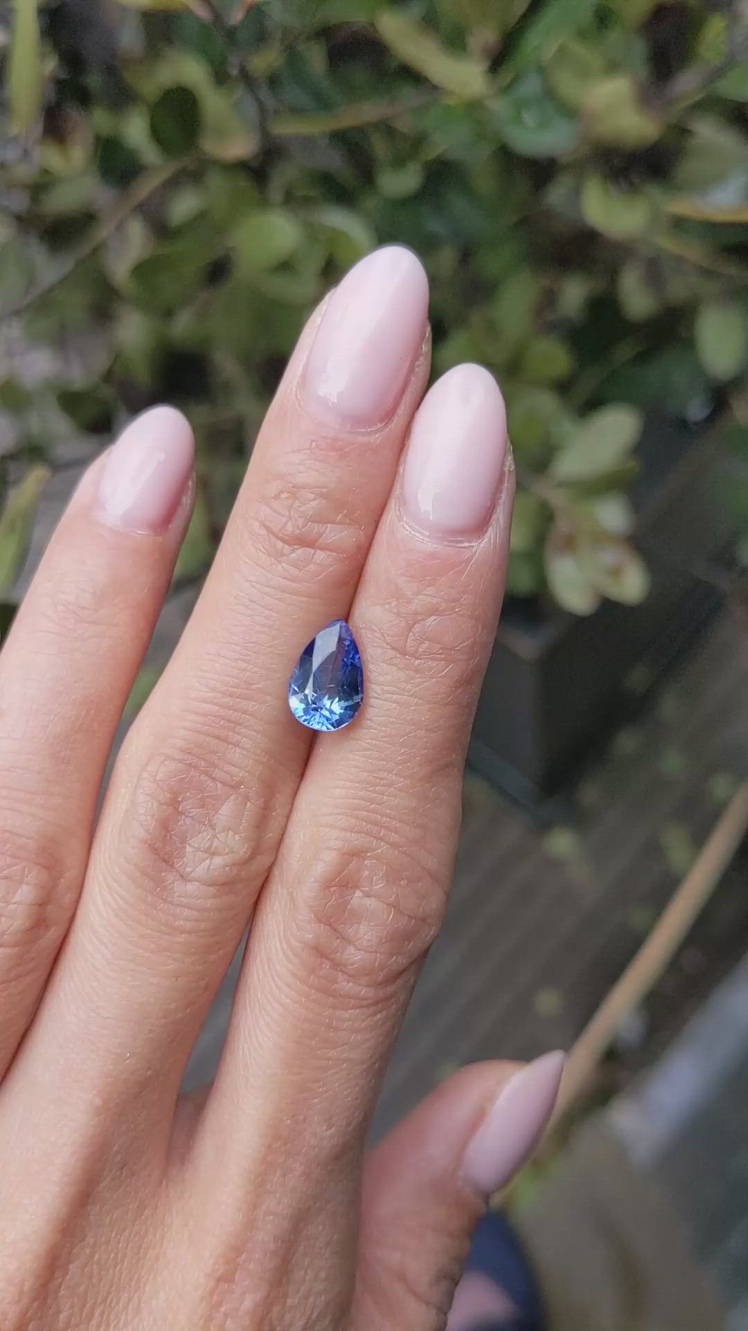 2.87 Ct. Blue Sapphire from Ceylon (Sri Lanka) Size Video