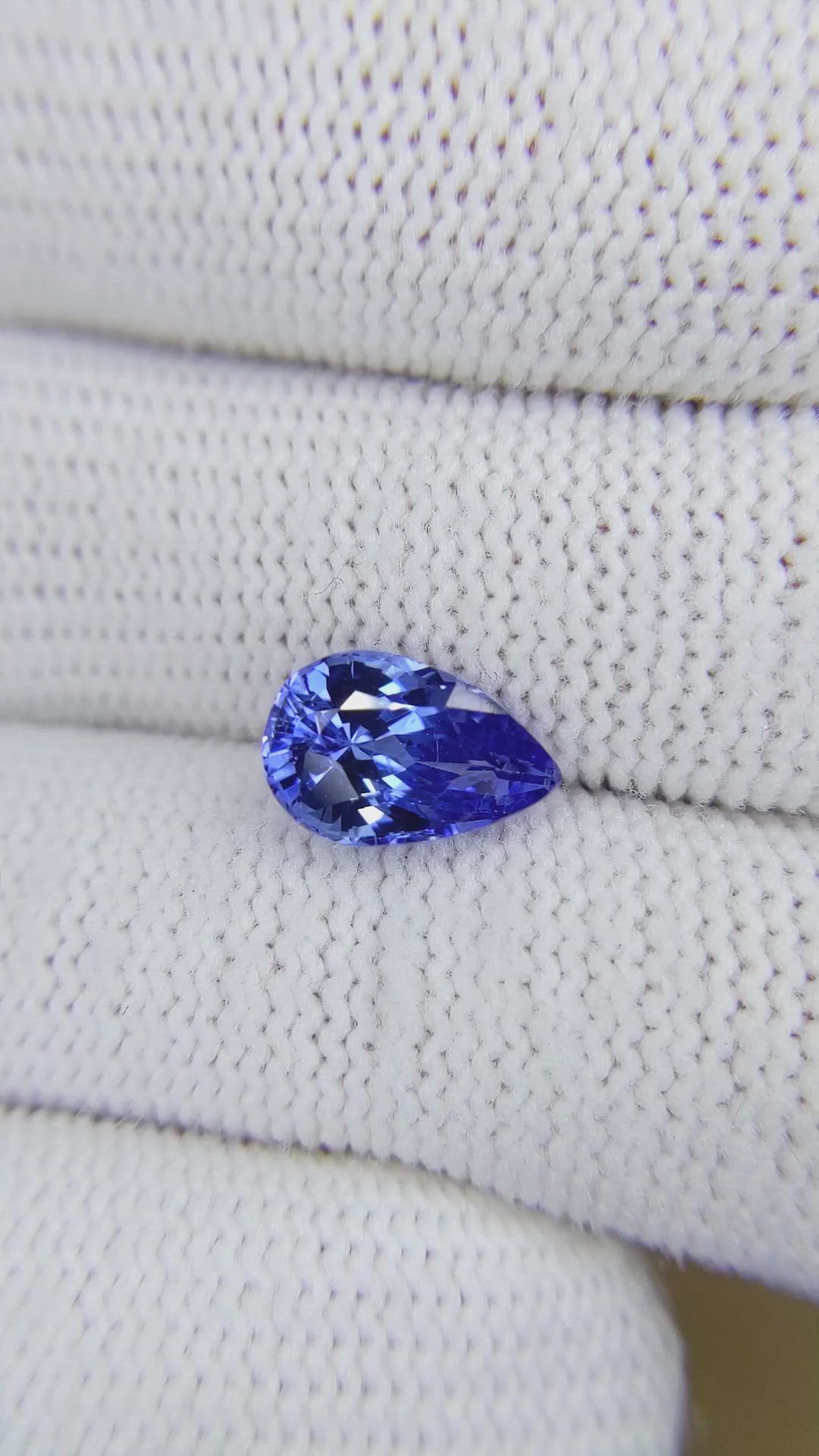 2.87 Ct. Blue Sapphire from Ceylon (Sri Lanka) Size Video