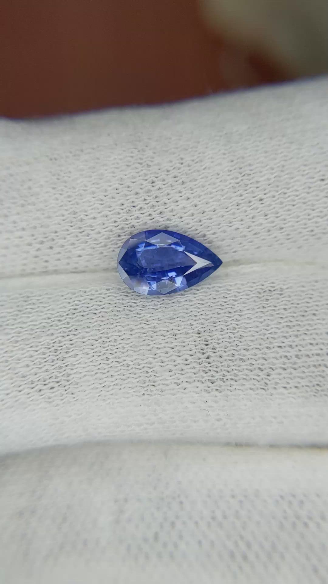 1.55 Ct. Blue Sapphire from Ceylon (Sri Lanka) Size Video