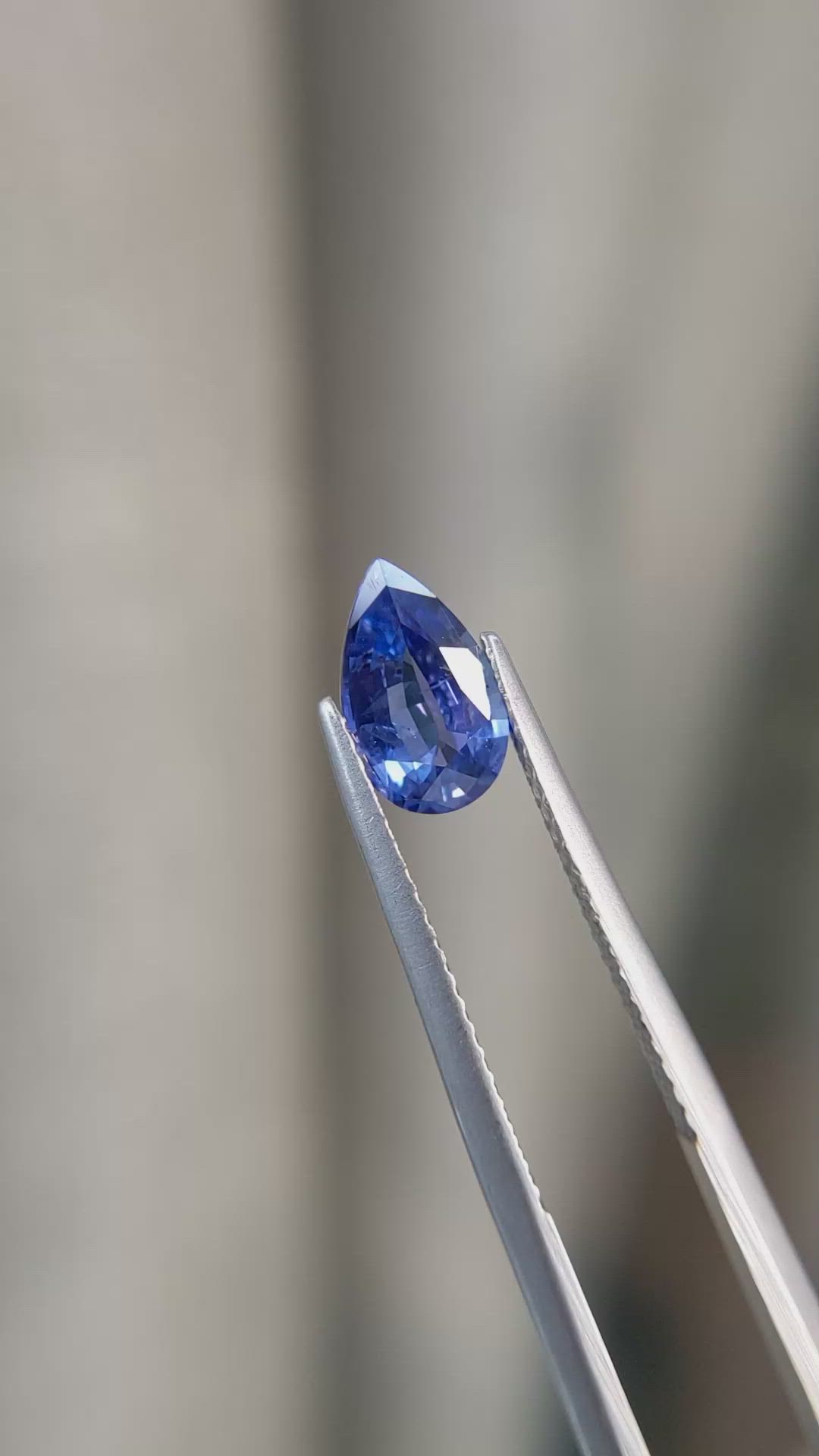1.55 Ct. Blue Sapphire from Ceylon (Sri Lanka) Size Video