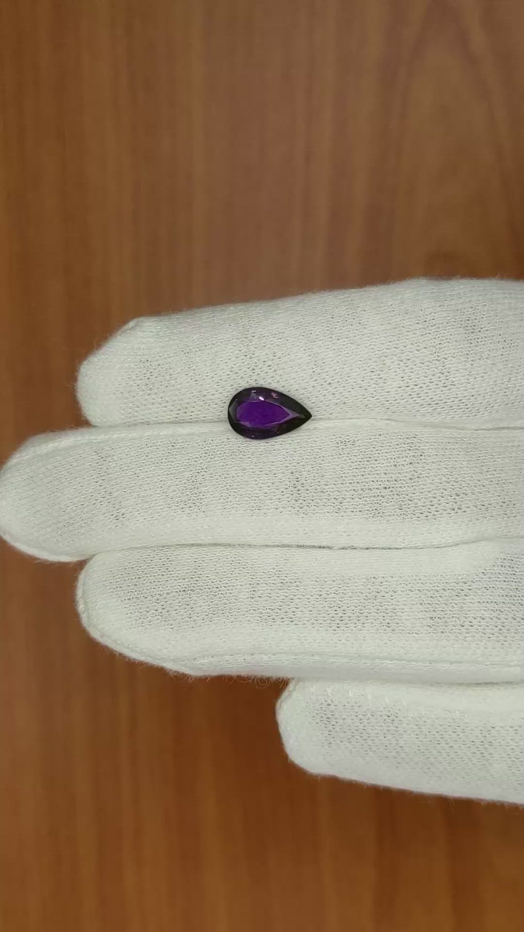 1.83 Ct. Color Change Sapphire from Ceylon (Sri Lanka) Size Video