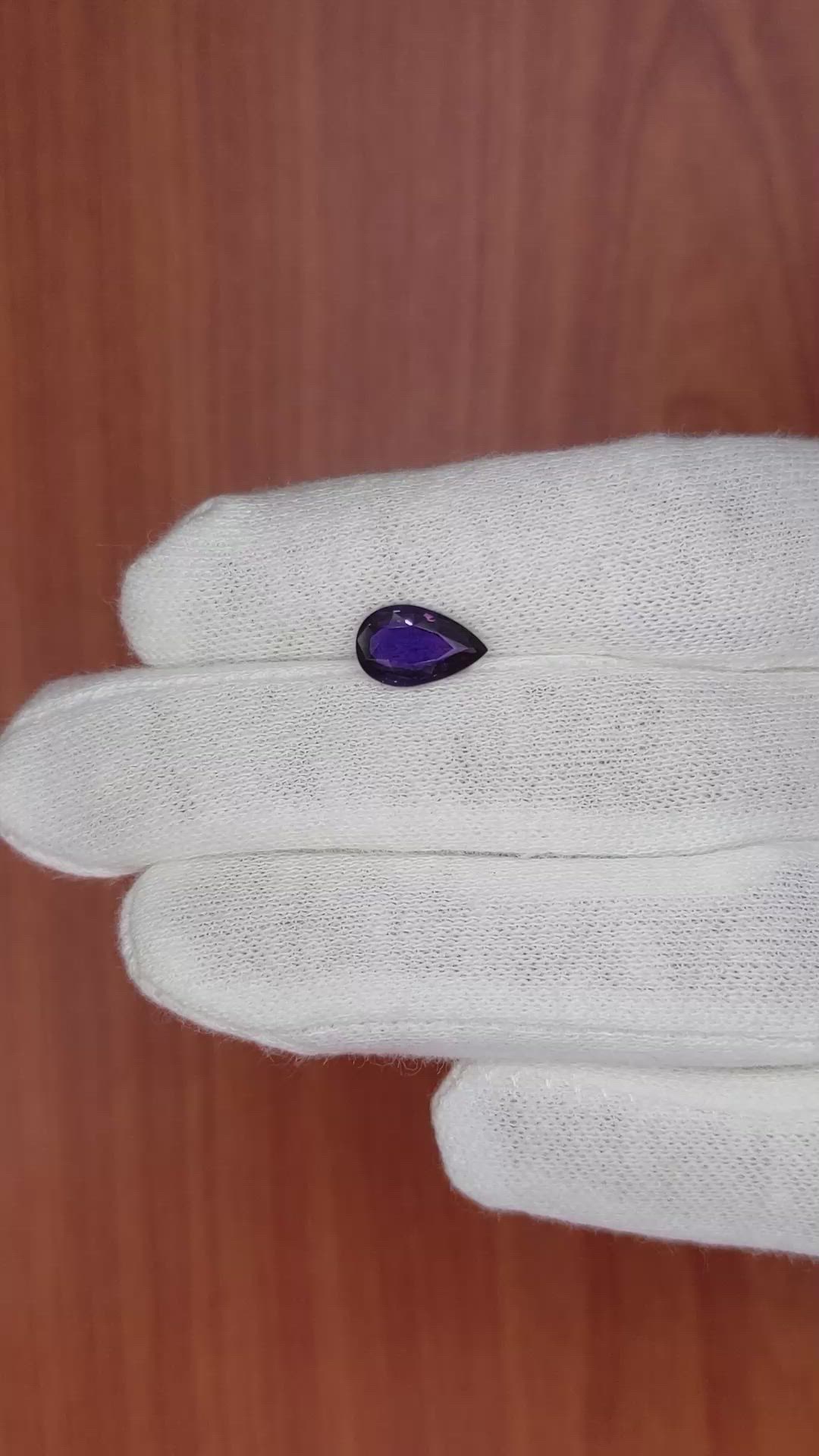 1.83 Ct. Color Change Sapphire from Ceylon (Sri Lanka) Size Video