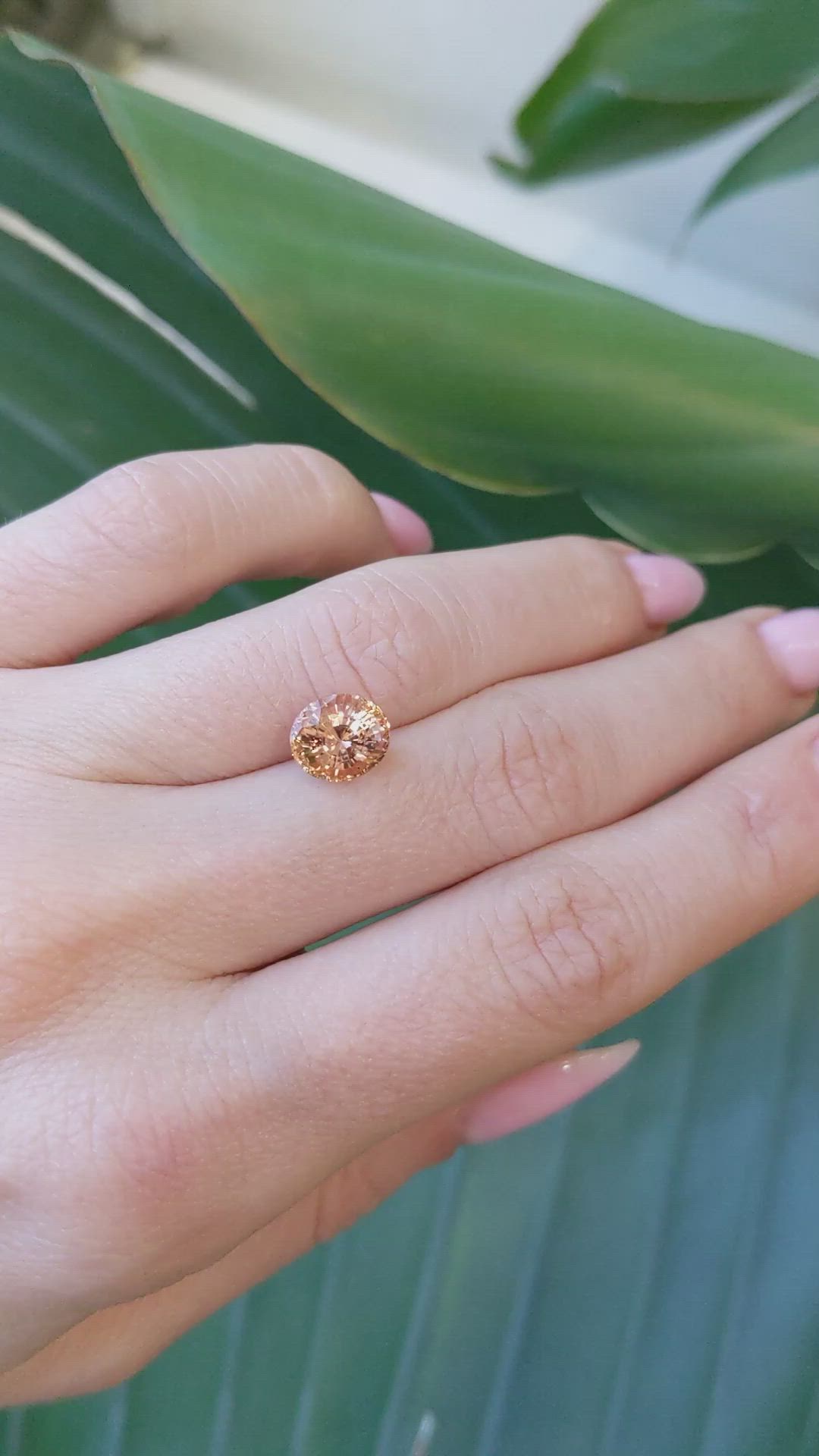 3.02 Ct. Padparadscha Sapphire from Ceylon (Sri Lanka) Size Video