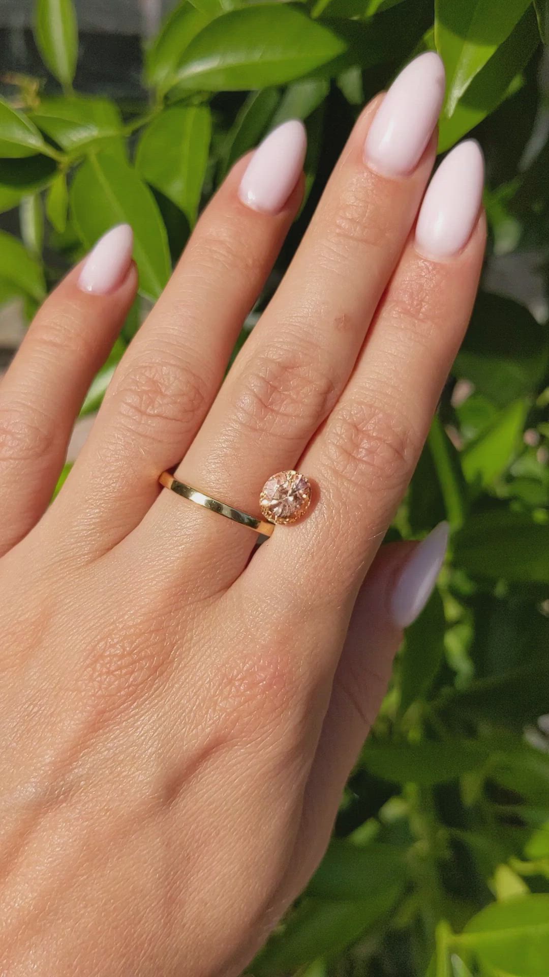 3.02 Ct. Padparadscha Sapphire from Ceylon (Sri Lanka) Size Video