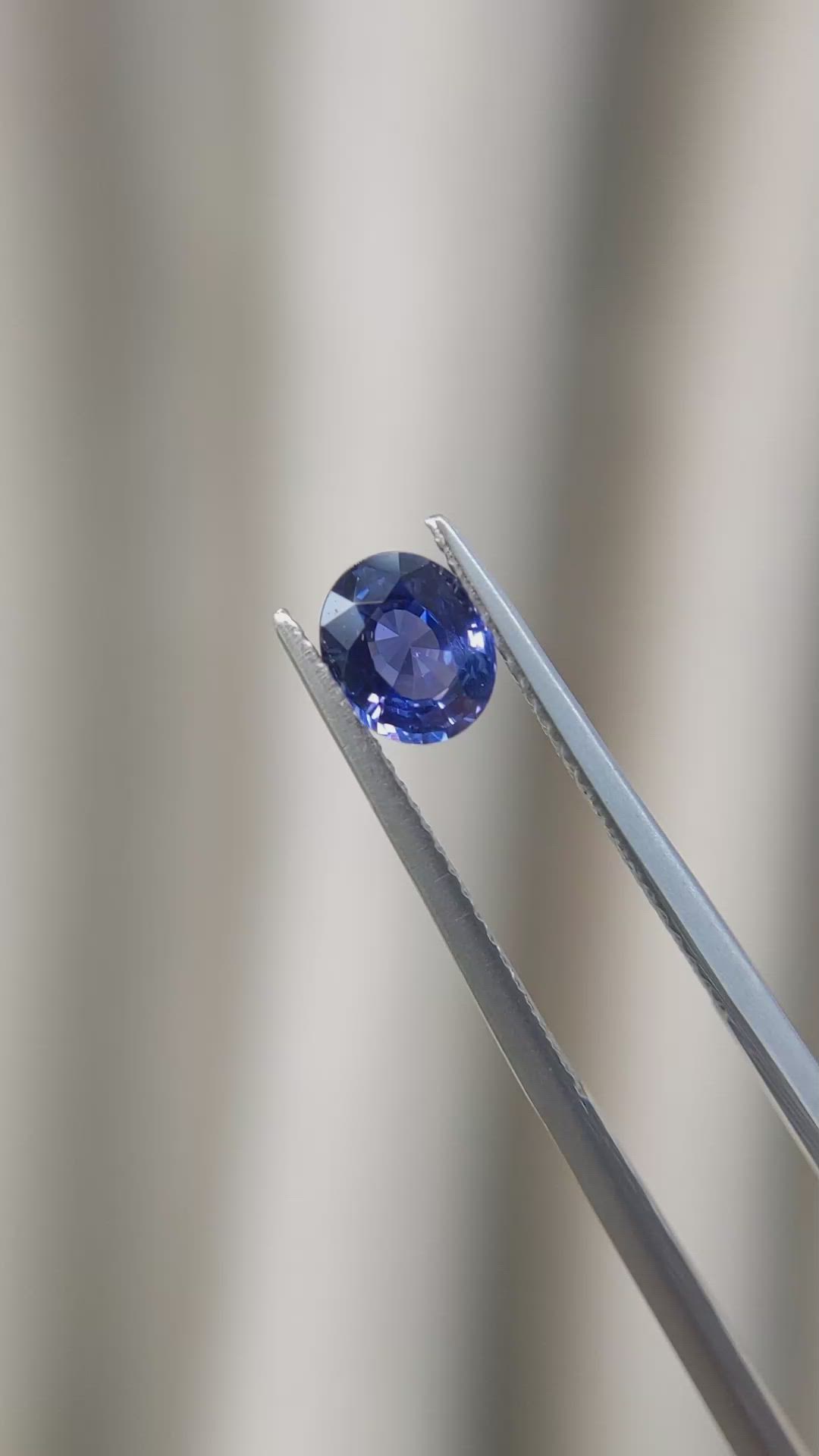 1.09 Ct. Blue Sapphire from Ceylon (Sri Lanka) Size Video