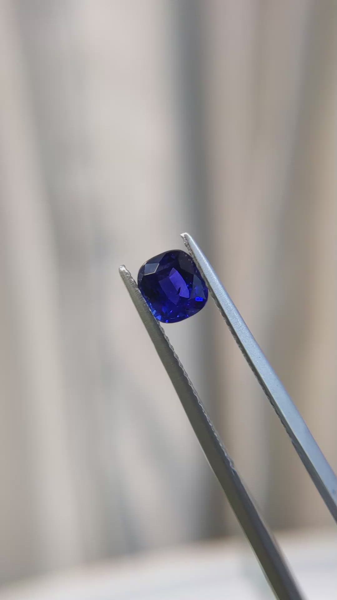 0.97 Ct. Blue Sapphire from Ceylon (Sri Lanka) Size Video